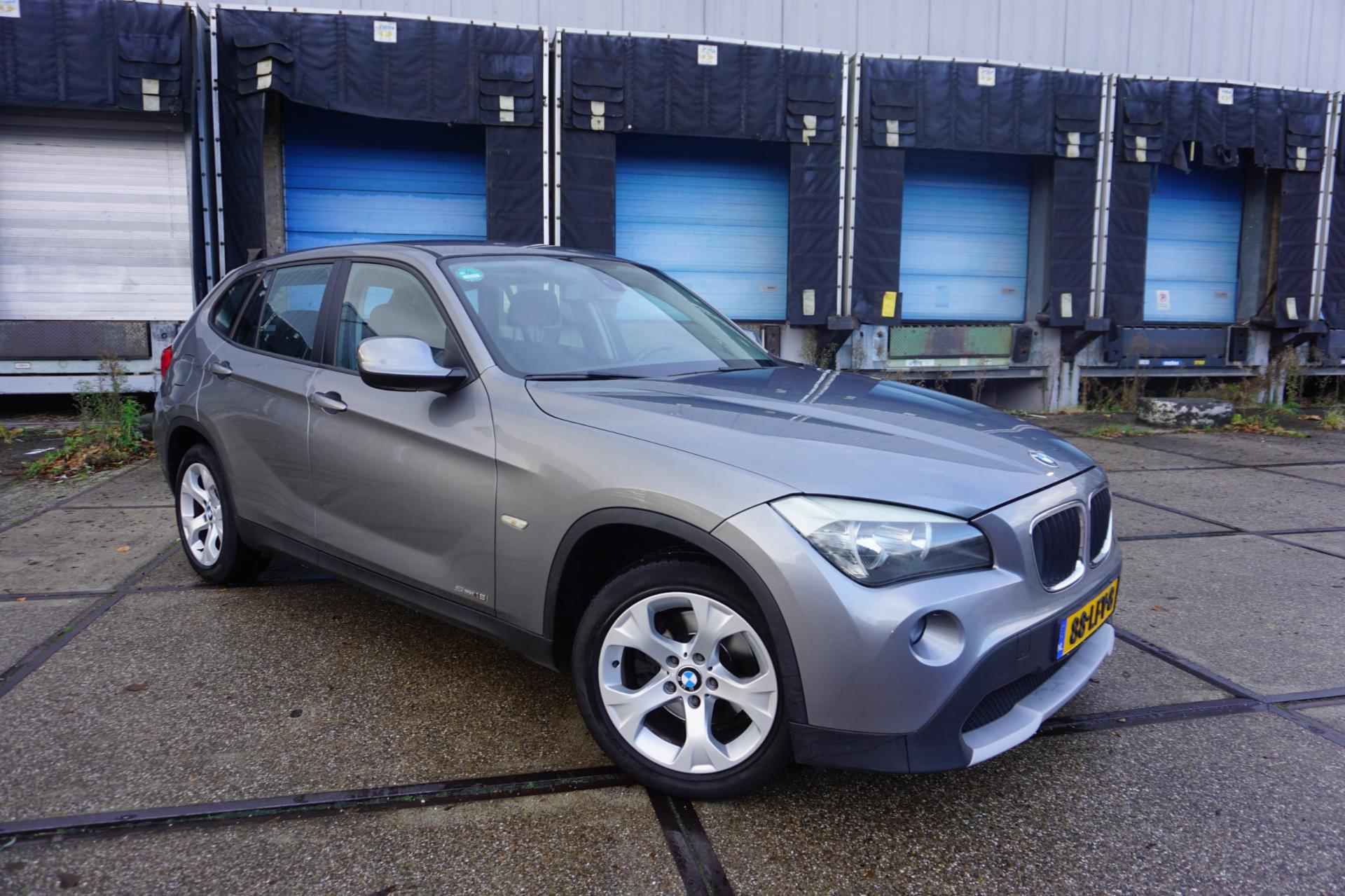 BMW X1 SDrive18i Executive * Automaat * Cruise * Airco - 3/32