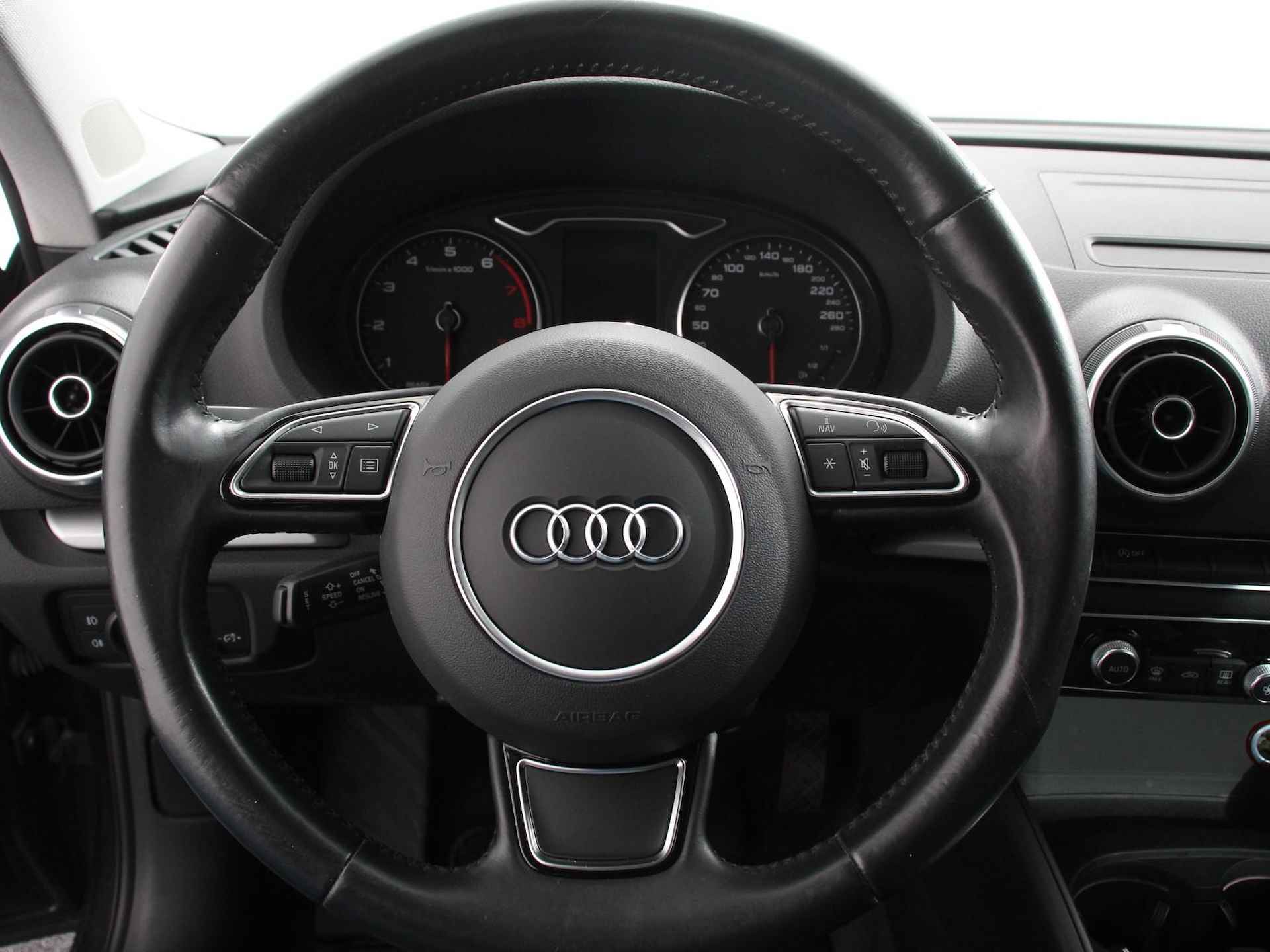 Audi A3 Sportback 1.2 TFSI S-Tronic Ambition Pro Line plus | Navigatie | Climate Control | Cruise Control | Parkeersensoren | Bluetooth | - 15/37