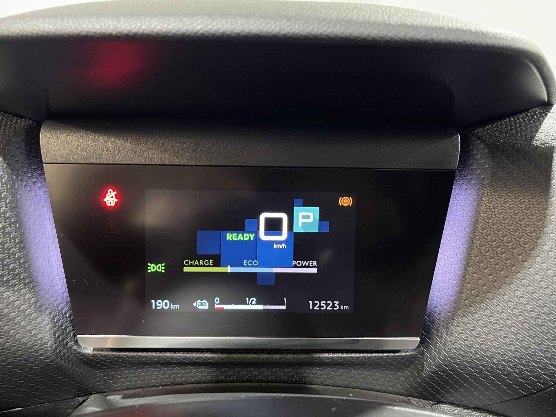 Citroen Ë-C4 Shine 50 kWh Automaat | Stoelverwarming | 360 Camera | Panorama Dak | Lichtmetalen Velgen | Lederen bekleding | Head Up Display | Adaptive Cruise Control | - 18/32