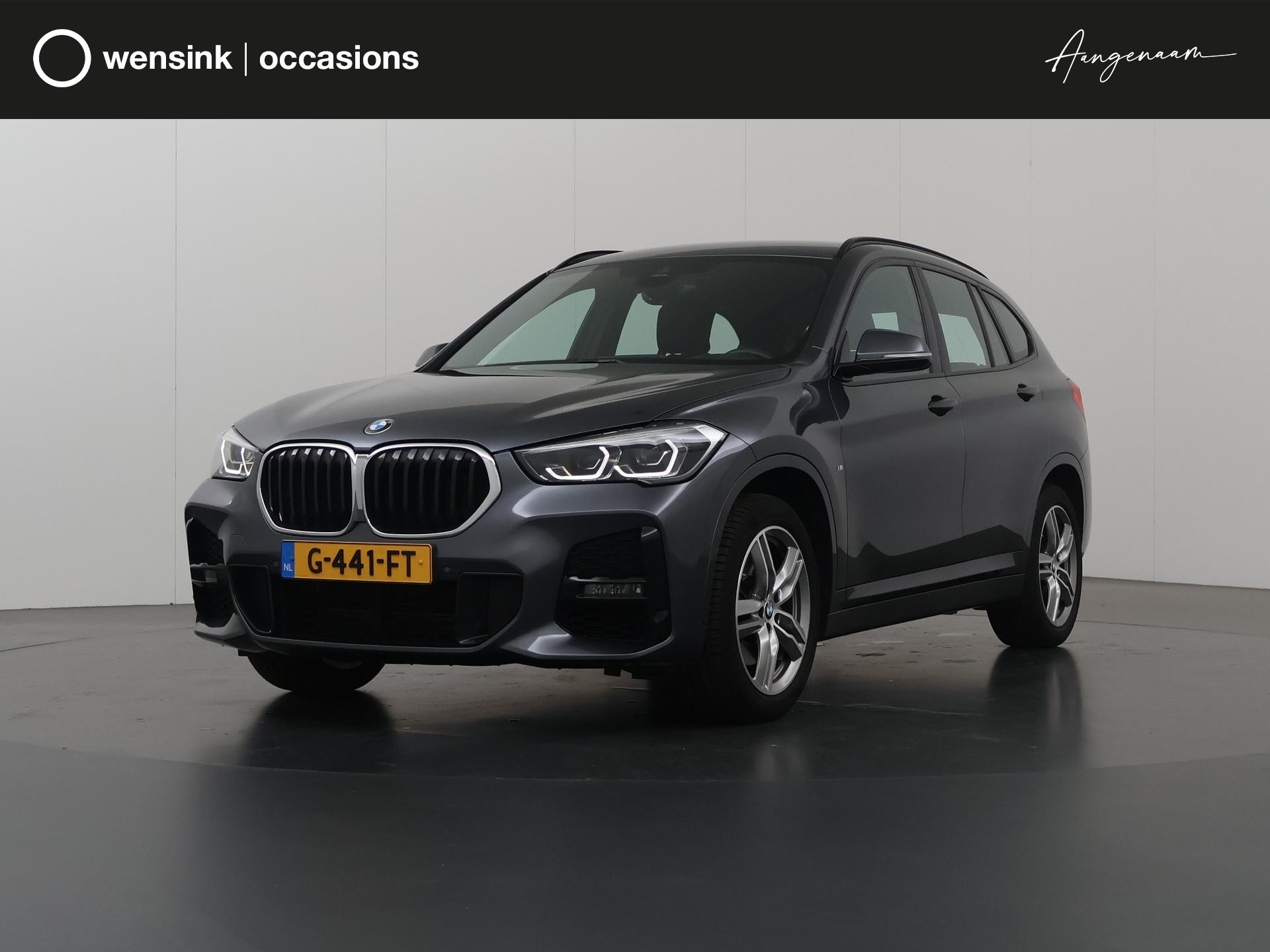 BMW X1 sDrive20i High Executive Edition M Sport | Trekhaak | Navigatie | Head Up | Parkeercamera | Keyless Go | Stoelverwarming | DAB |