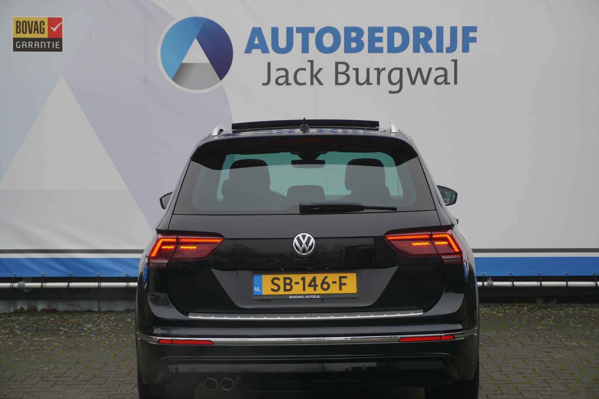 Volkswagen Tiguan 2.0 TDI 150PK DSG R-Line Trekhaak | Camera | Pano * All in prijs * - 6/43