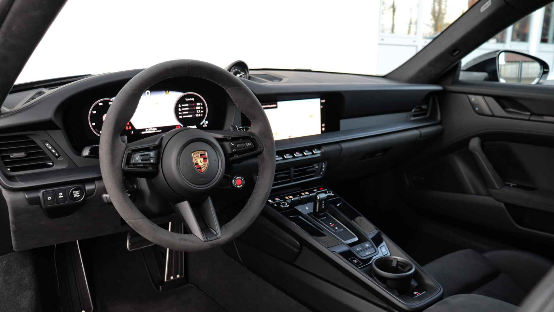 Porsche 911 992.2 3.0 Carrera 4 GTS | Lift | Schuifdak | BOSE Sound | Achterasbesturing | Surround View - 7/46