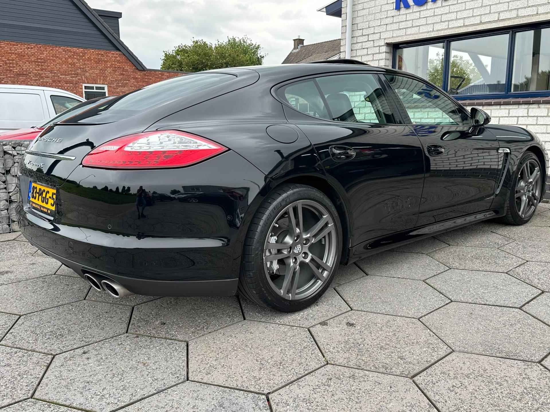 Porsche Panamera 4.8 4S|V8|Schuifdak|StoelV|Nieuwstaat|400PK|AUT7 - 10/35