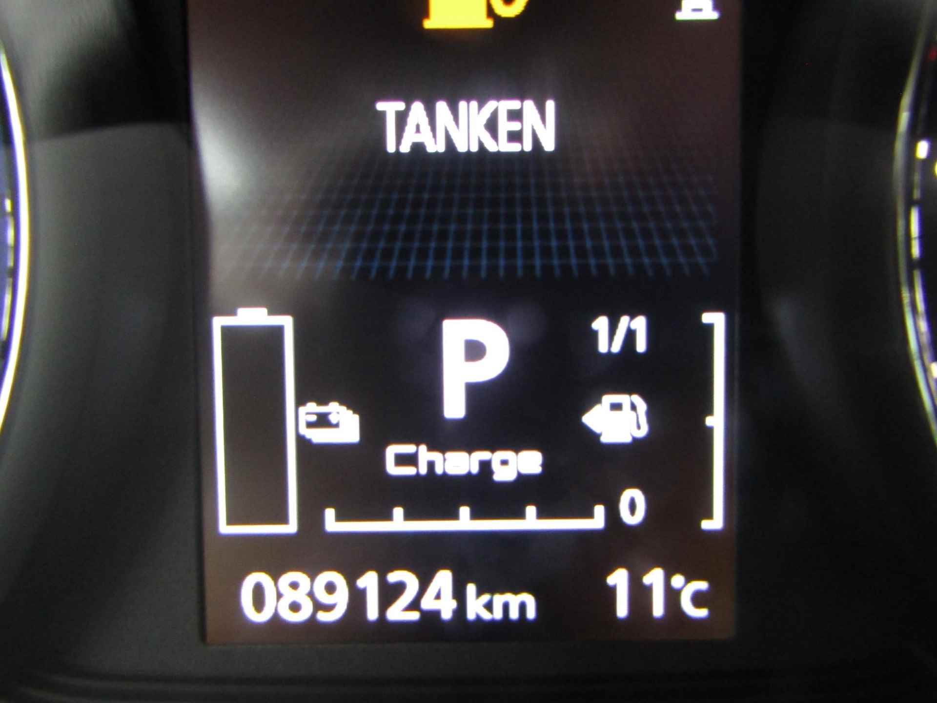 Mitsubishi Outlander 2.4 PHEV Intense+ | LMV | 1500 kg Trekgewicht | Camera | Clima | - 21/31