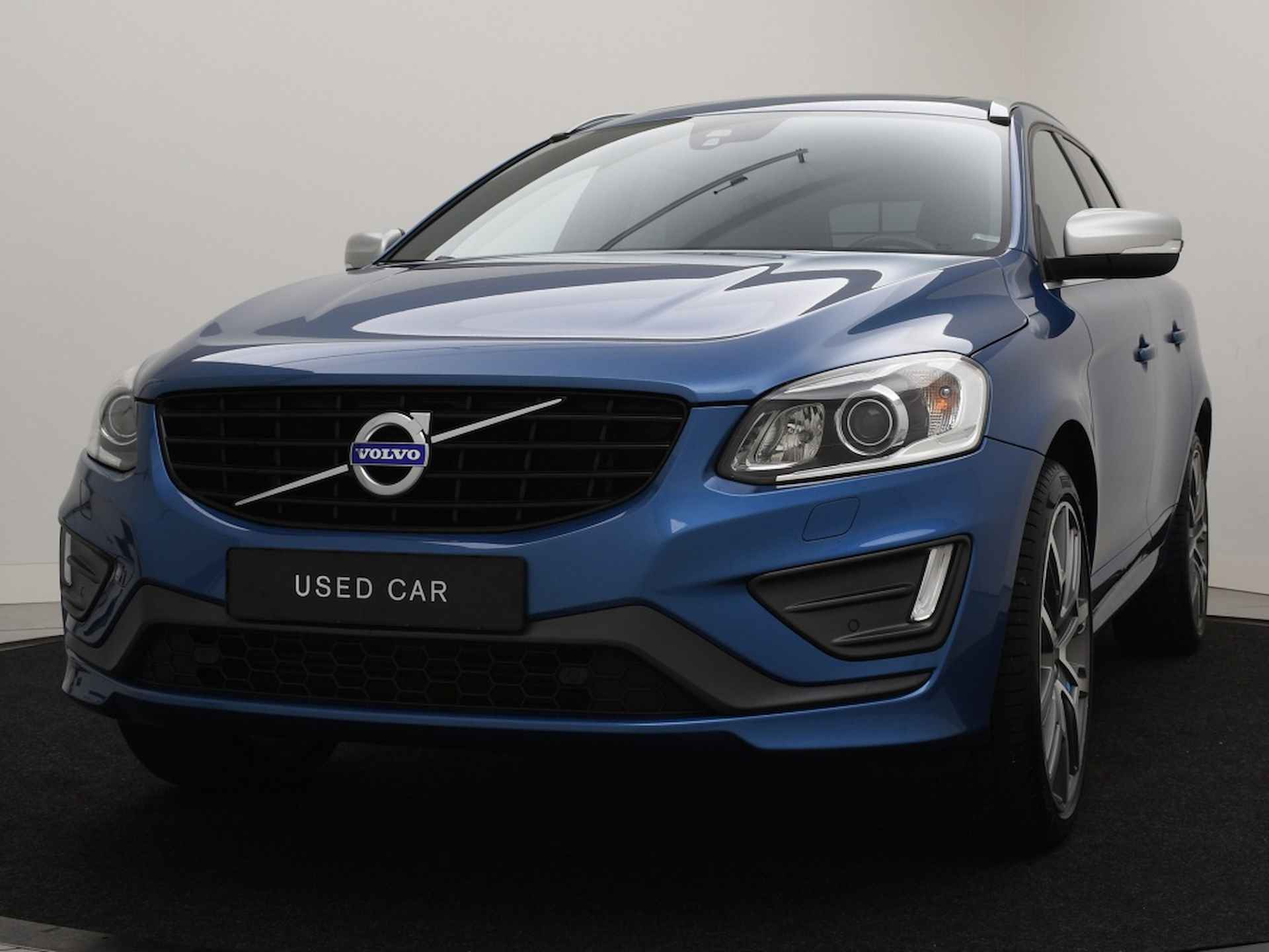 Volvo XC60 T5 AUT(8) R-DESIGN POLESTAR ACCESSOIRES SCHUIFDAK XENON SPORTLED - 2/34