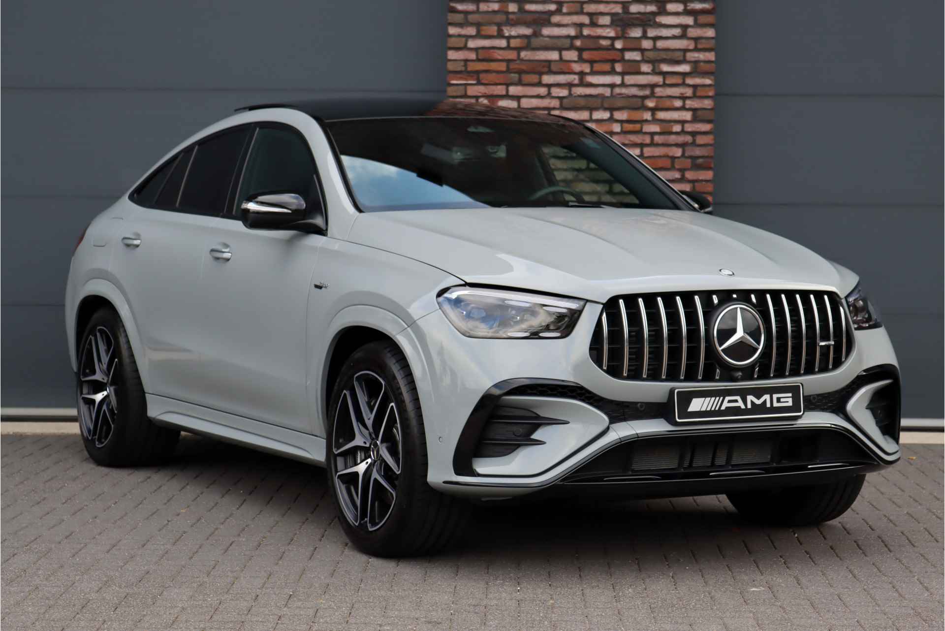 Mercedes-Benz GLE Coupé AMG 53 Hybrid 4MATIC+ Premium Aut9 | Luchtvering | Stuurwieltoetsen | Memory | Trekhaak | Nappa Leder | Stoelventilatie | Verwarmd Stuurwiel | Keyless Go | Luchtkwaliteitspakket | - 4/56