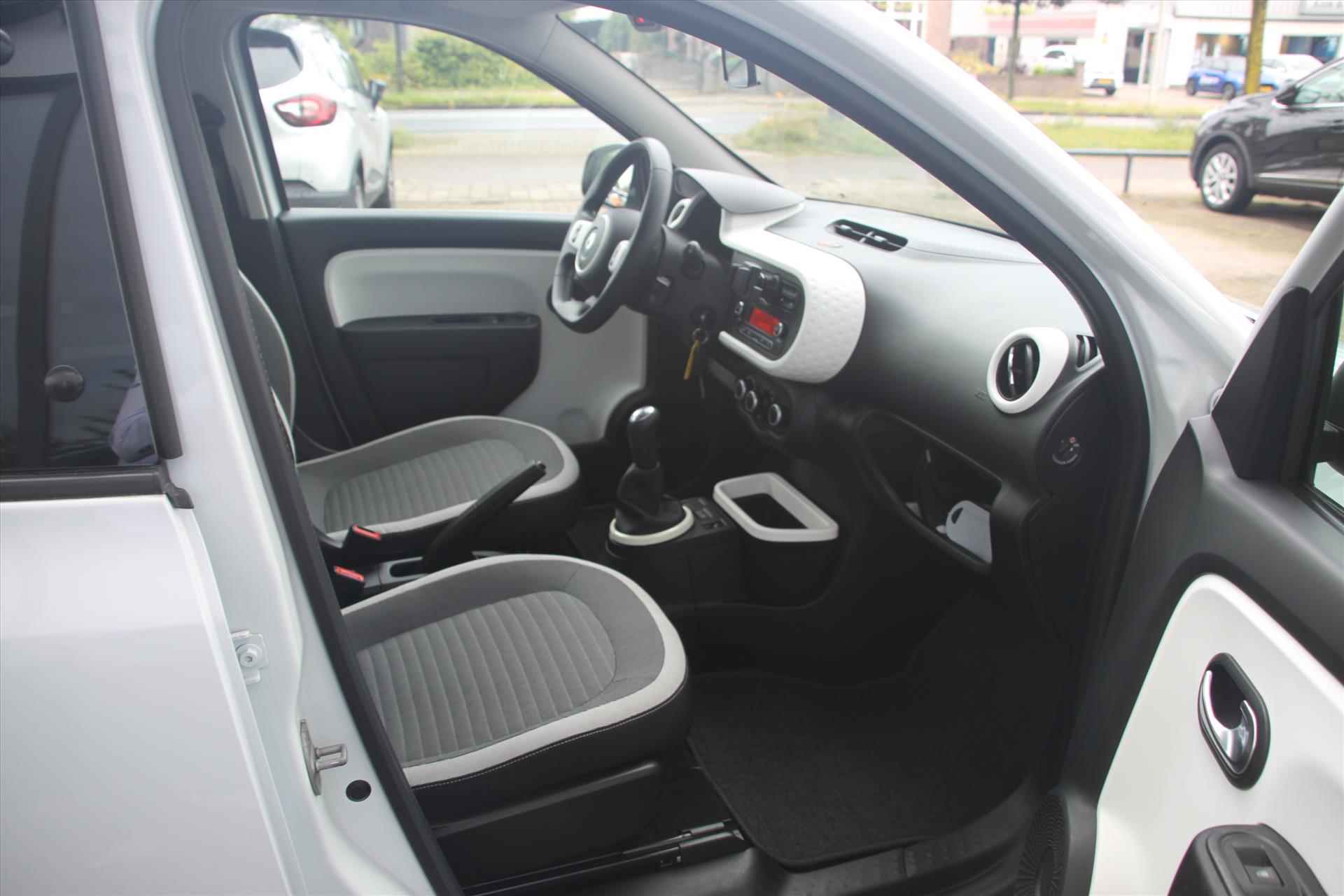 RENAULT Twingo 70PK-COLLECTION-47DKM-AIRCO-CRUISE-BLUETOOTH- - 15/20