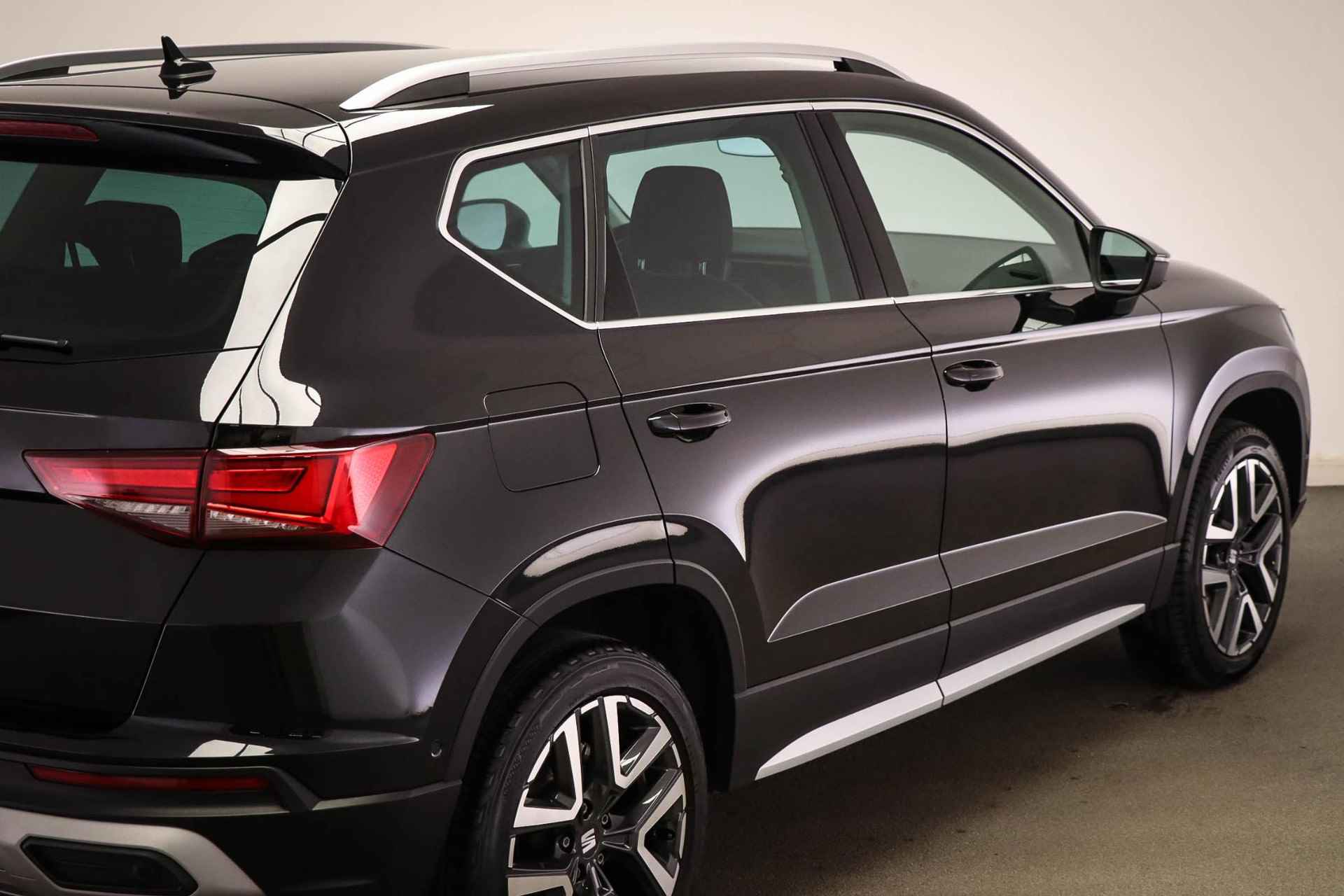 SEAT Ateca 1.5 TSI Xperience Business Intense | SAFE & DRIVING PACK | DAB | APPLE | 360 CAMERA - 23/58