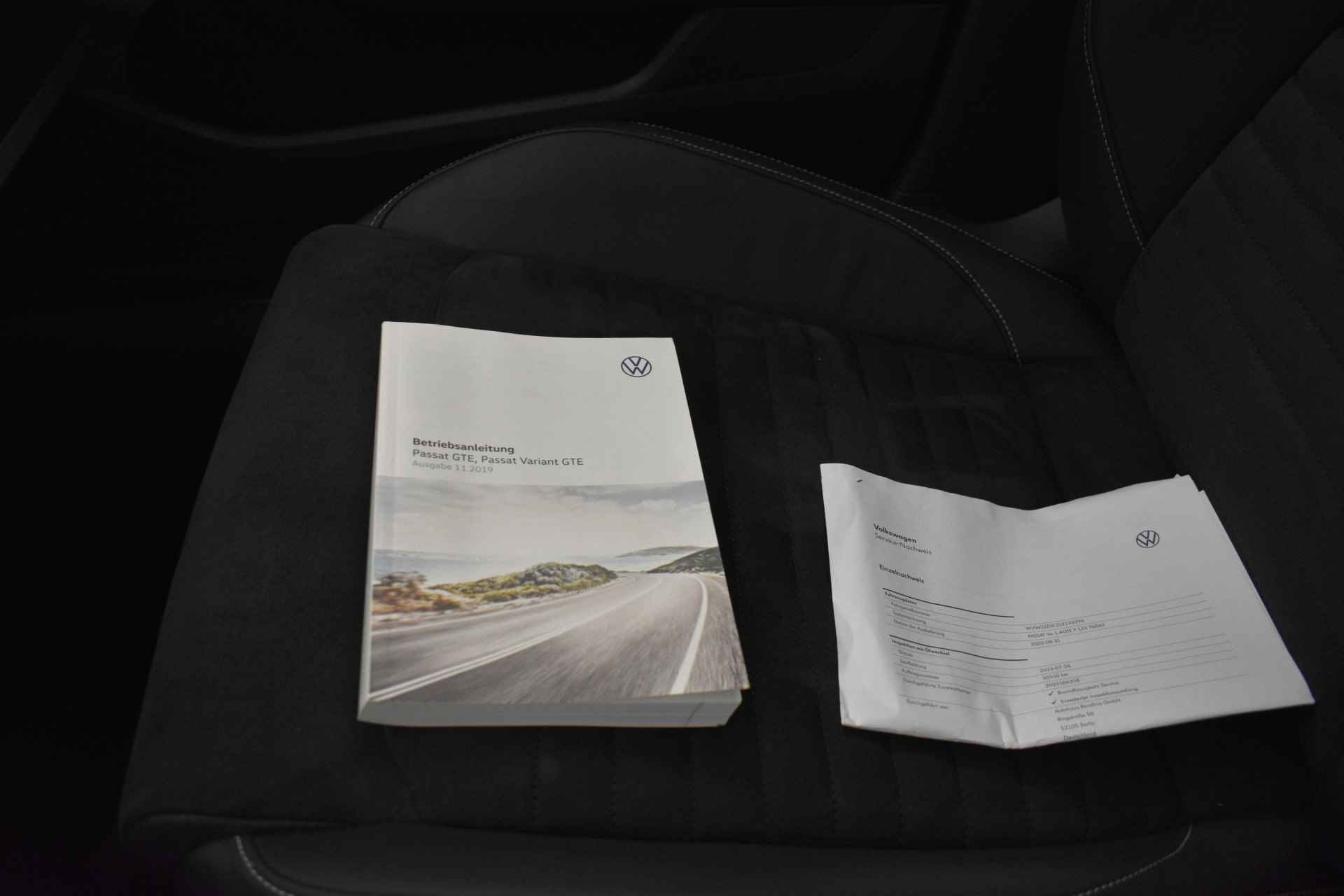 Volkswagen Passat GTE R-Line Virtual Disc PR Nav 360ºCam EL aKlep+Trekh Vol Leder Pano IQ Light - 37/47