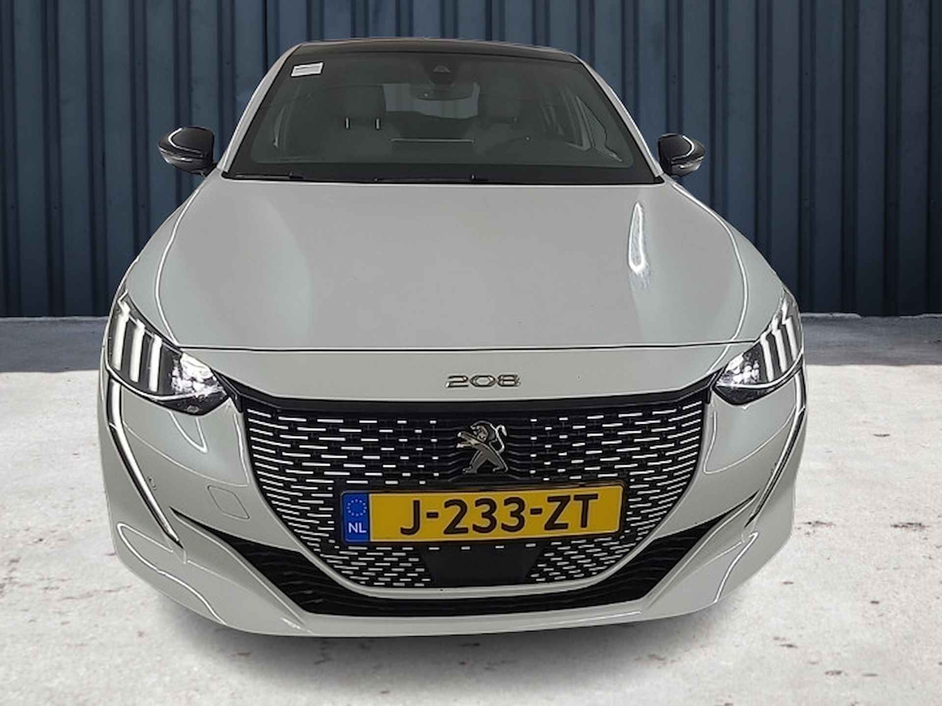 Peugeot e-208 EV GT 350 50 kWh (136 PK) 1e-Eig, Peugeot-Dealer- Onderh, 12-Mnd-Bovag, NL-Auto, Panoramadak-Black-Diamant, Leer, Stoelen-Verwarmd, Navigatie/Apple-Carplay/Android-Auto, Achteruitrijcamera, Keyless-Entry, Adaptieve-Cruisecontrol, Privacy-Glas - 14/23