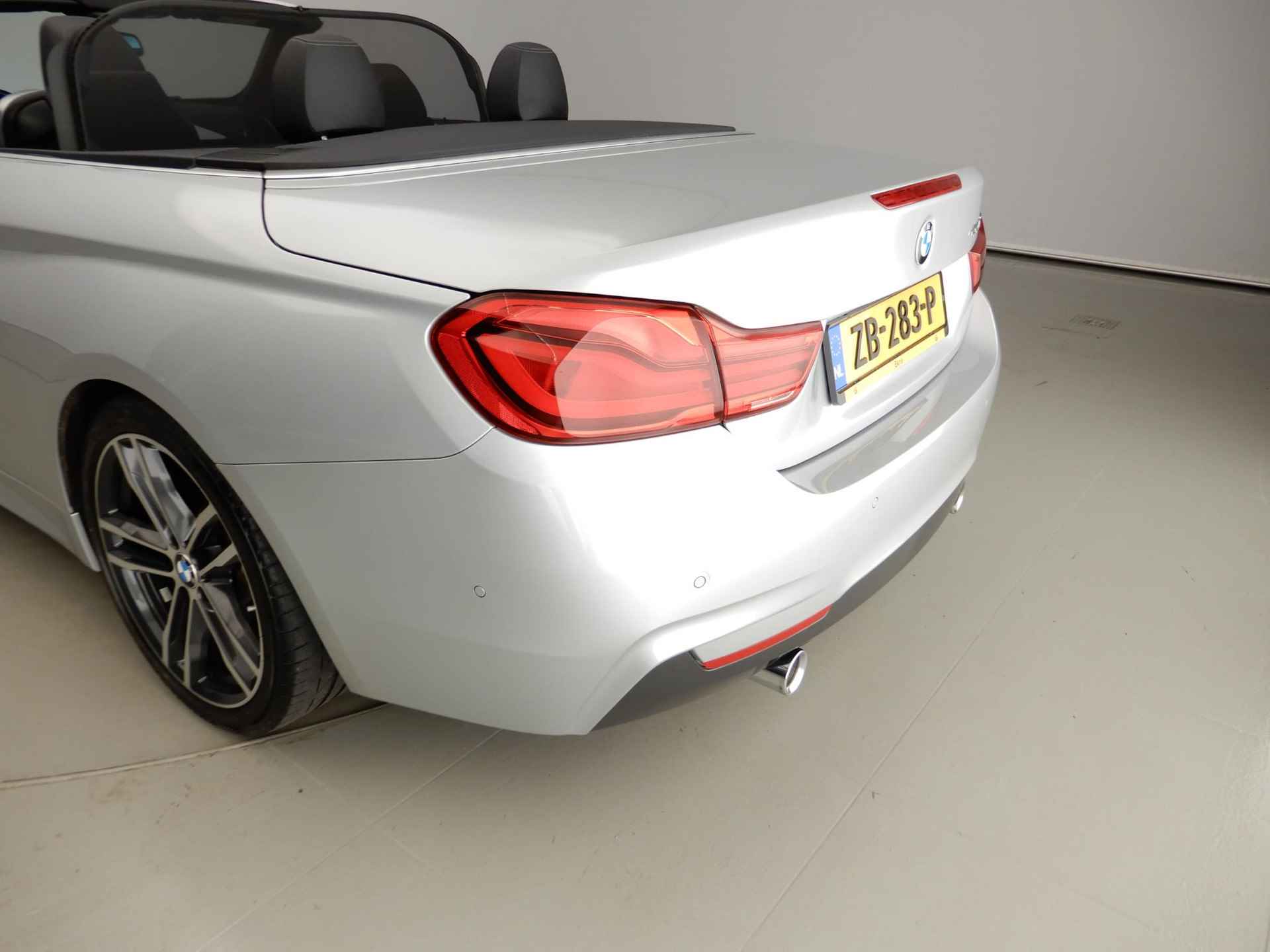 BMW 4 Serie Cabrio 440i | M-Sportpakket | LED | Leder | HUD | Elektr. zetels | Windscherm | DAB | Harman-kardon sound | Alu 19 inch - 36/41