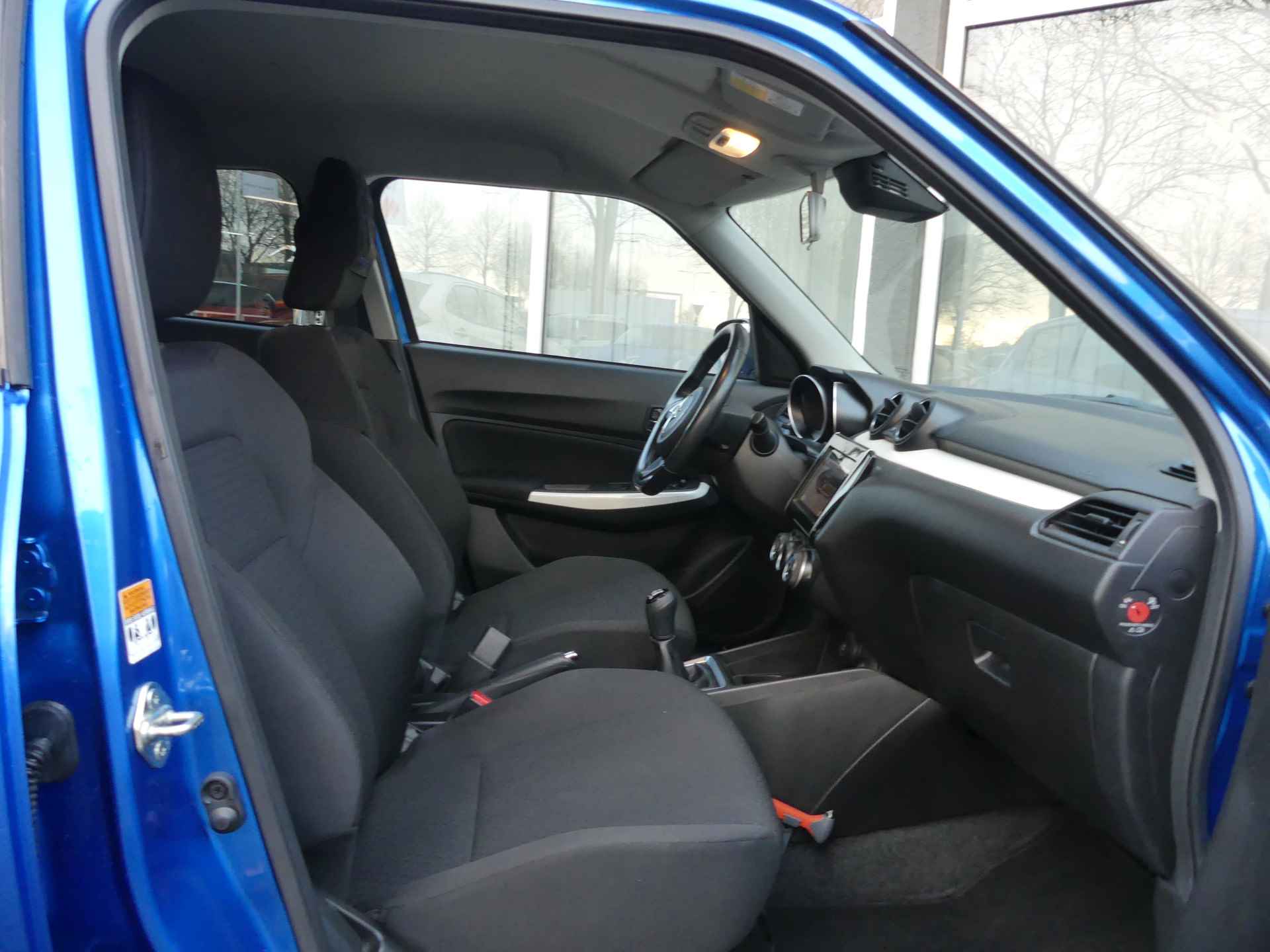 Suzuki Swift 1.2 Stijl Smart Hybrid Dealeronderhouden, NL auto, Navigatie, Cruise control - 9/29