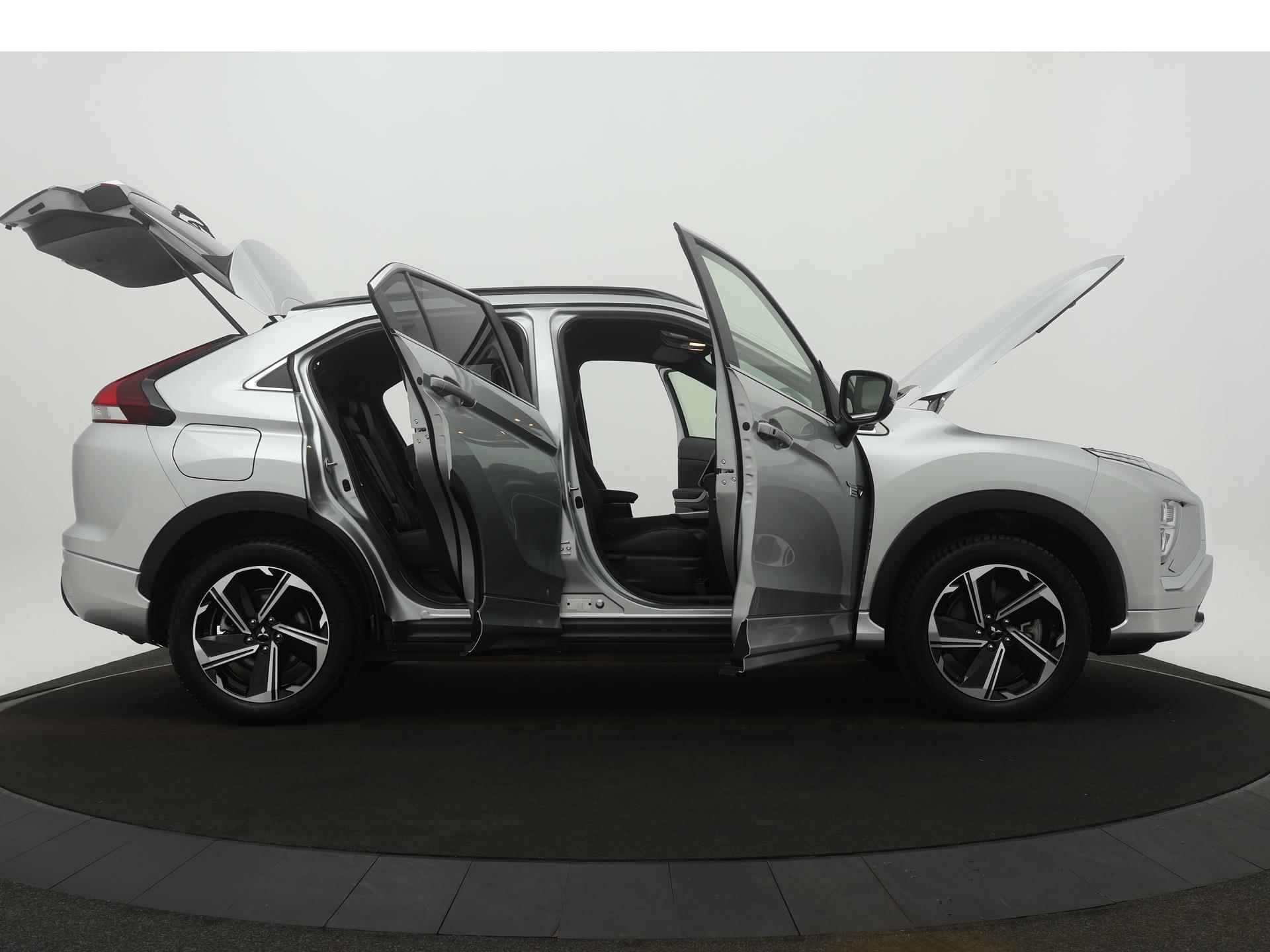 Mitsubishi Eclipse Cross 2.4 PHEV Business Intense+ - 25/34