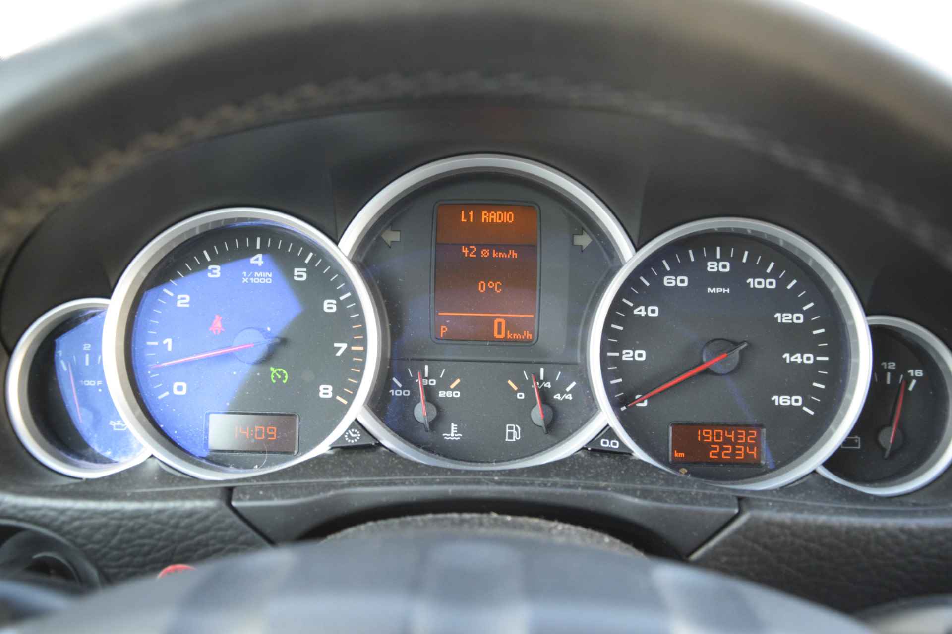 Porsche Cayenne 4.8 S Automaat | Memory seat | Navigatie | Leer | Stoel en stuurverwarming | Schuifdak | - 5/39