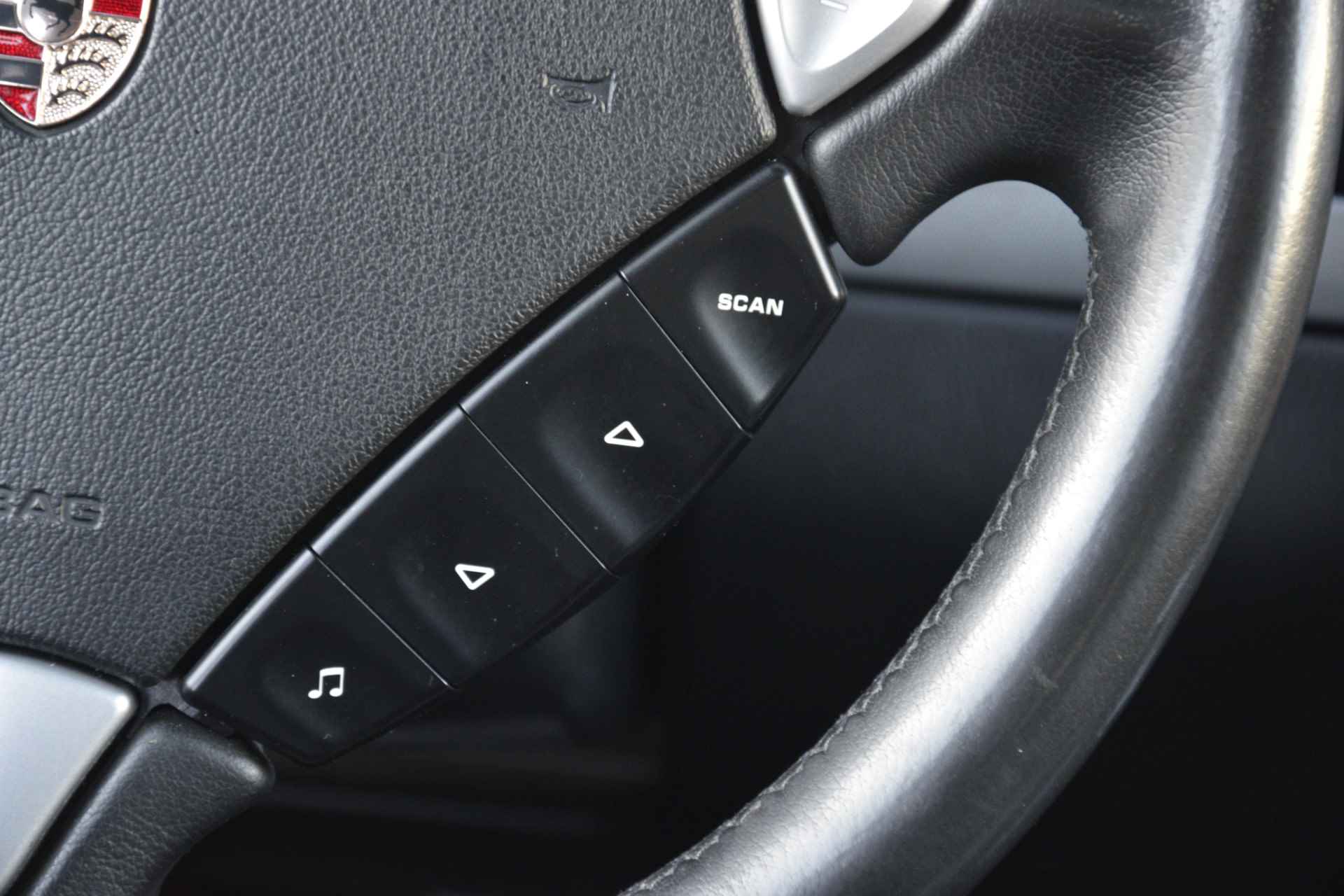 Porsche Cayenne 4.8 S Automaat | Memory seat | Navigatie | Leer | Stoel en stuurverwarming | Schuifdak | - 22/39