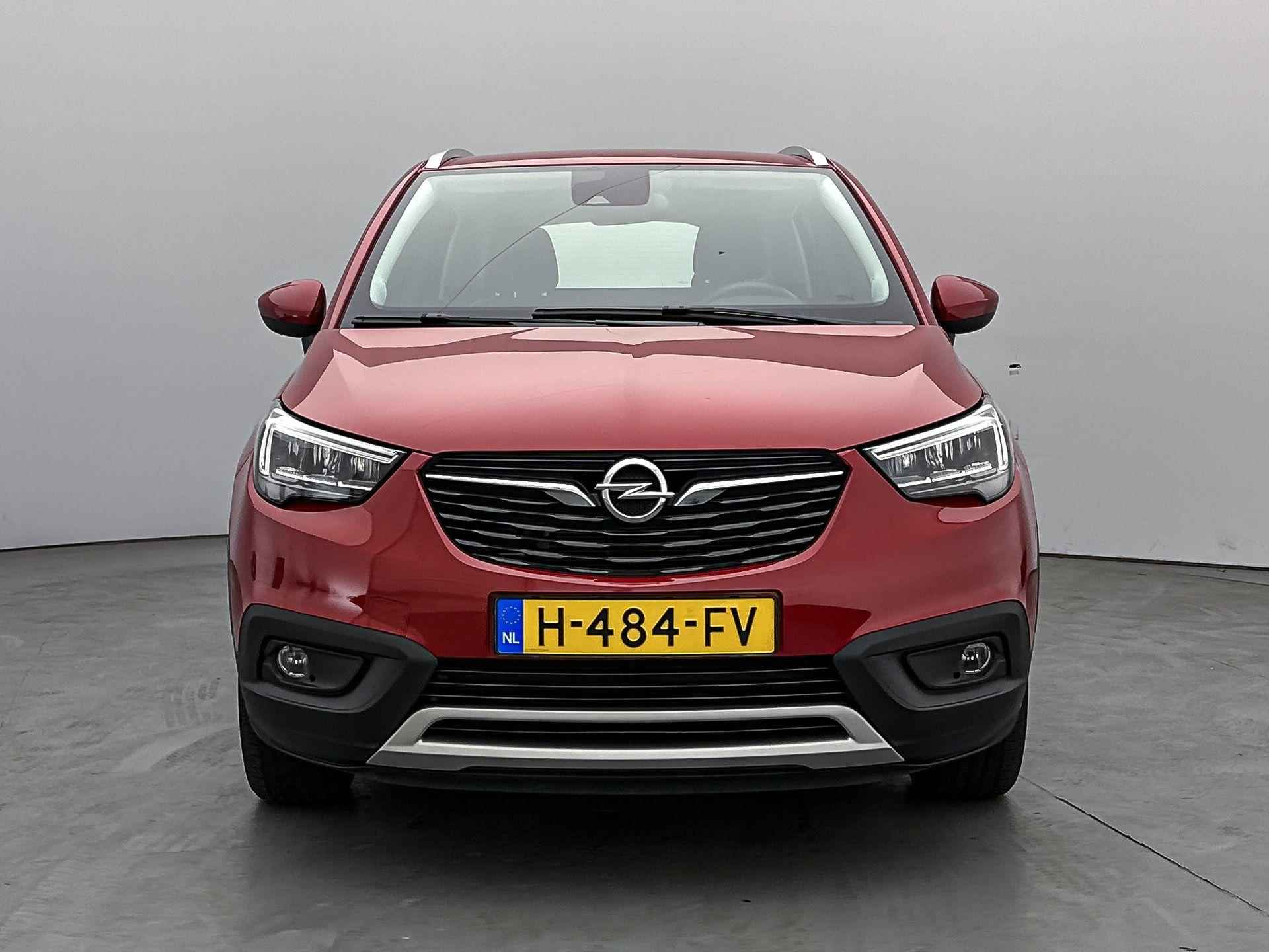 Opel Crossland X SUV Innovation 110 pk | Navigatie | Parkeersensoren Achter | LED Koplampen | Lederen Stuurwiel | Trekhaak | DAB Ontvanger | Start/Stop Systeem | Climate Control | Cruise Control | 16" Lichtmetalen Velgen | Apple Carplay/Android Auto | - 5/36