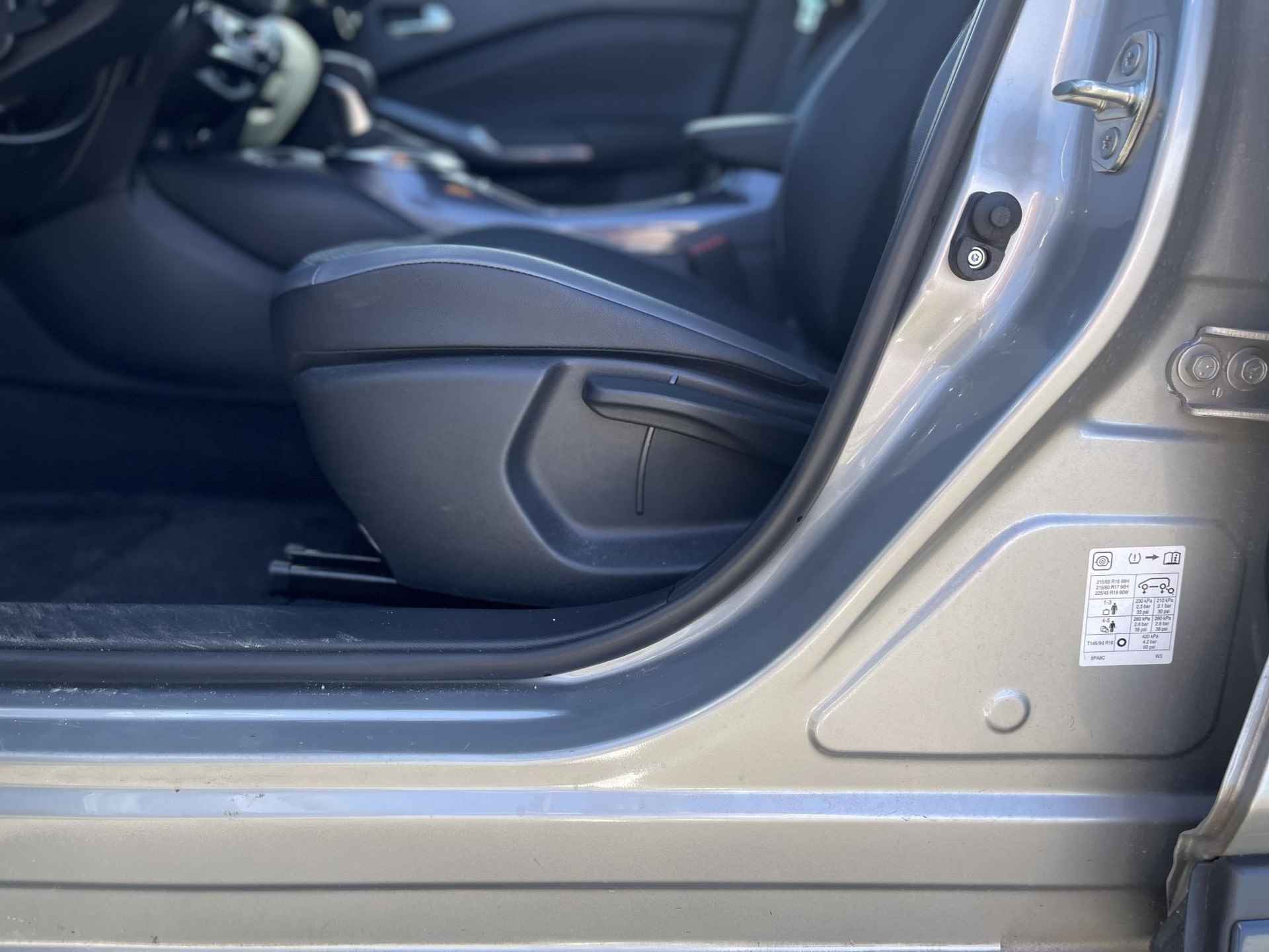 Nissan Juke 1.0 DIG-T N-Design | Navigatie | Camera | Apple Carplay/Android Auto | 19'' Velgen | Cruise & Climate Control | Rijklaarprijs! - 23/25