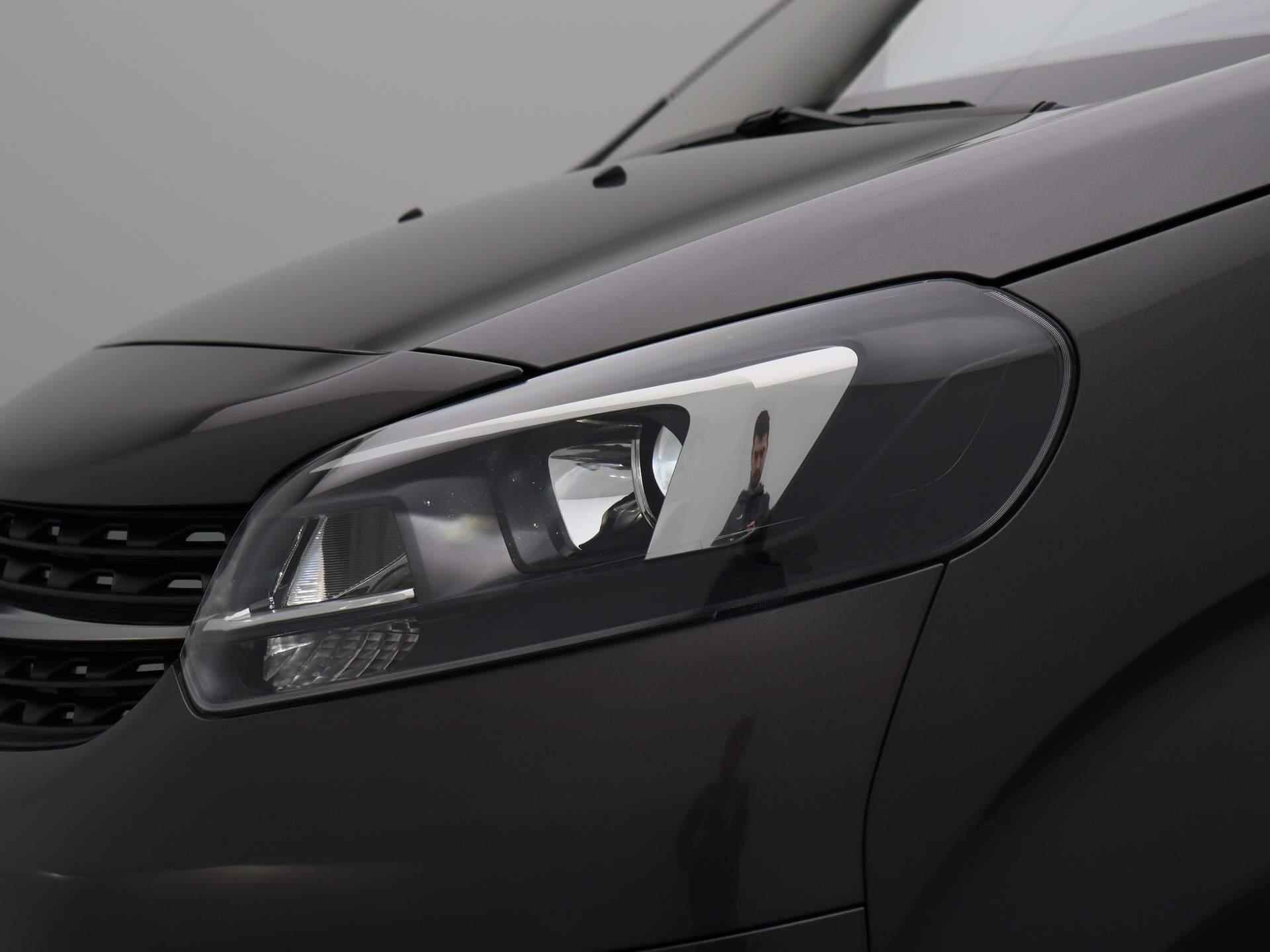 Opel Zafira Life 2.0 CDTI L2H1 Innovation | Lederen Bekleding | Navigatie | Camera | Panoramadak | - 17/50