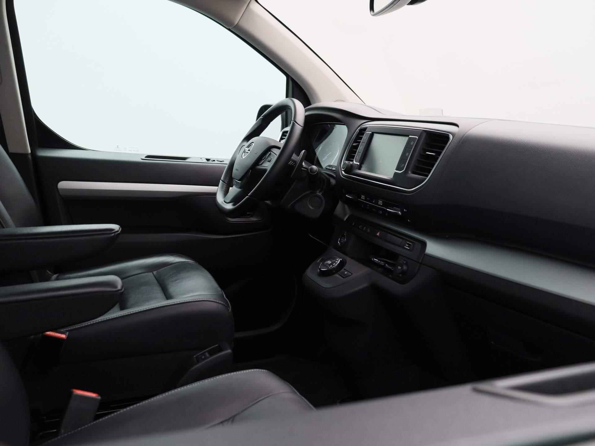 Opel Zafira Life 2.0 CDTI L2H1 Innovation | Lederen Bekleding | Navigatie | Camera | Panoramadak | - 43/50