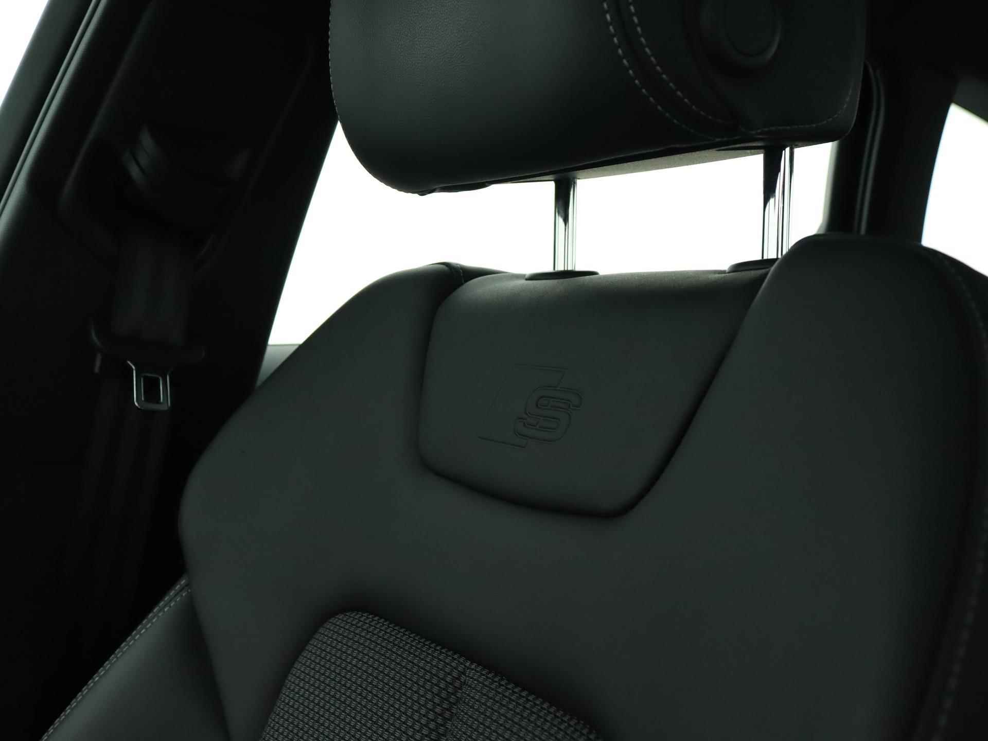 Audi A6 Avant 40 TFSI S edition 204 PK | S-line | Panoramadak | Navigatie | Virtual Cockpit | Optiekpakket Zwart | Achteruitrijcamera | Stoelverwarming - 24/31