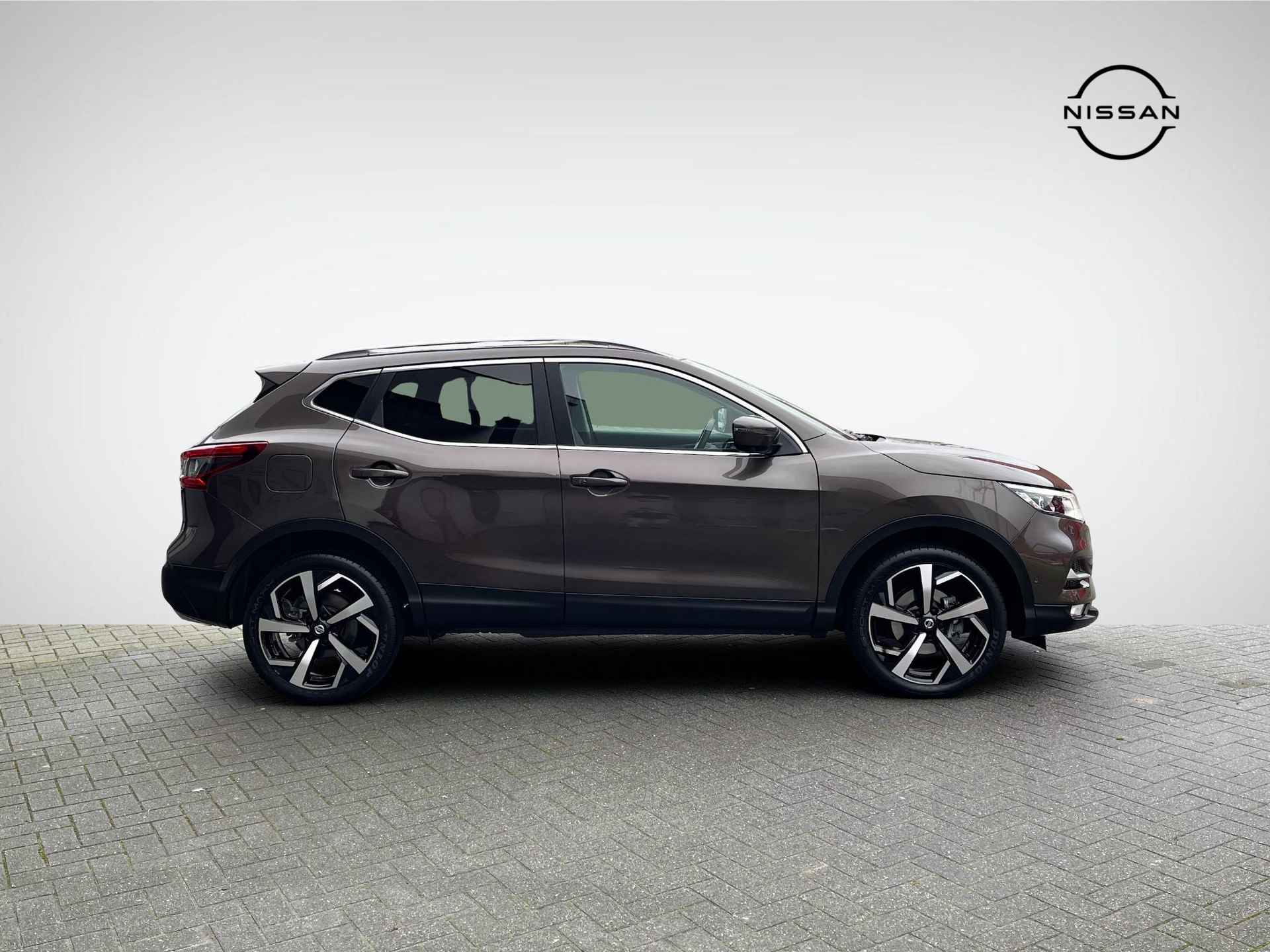 Nissan Qashqai 1.3 DIG-T Tekna | Panoramadak | Apple Carplay/Android Auto | Adapt. Cruise Control | 360° Camera | LED Koplampen | Stoelverwarming | Rijklaarprijs! - 3/26