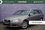 Volvo V70 2.5T Summum | Youngtimer | Trekhaak | Lederen bekleding | Family line | Bi-xenon | Navigatie | CD-wisselaar | Dakrails | Stoelverwarming |