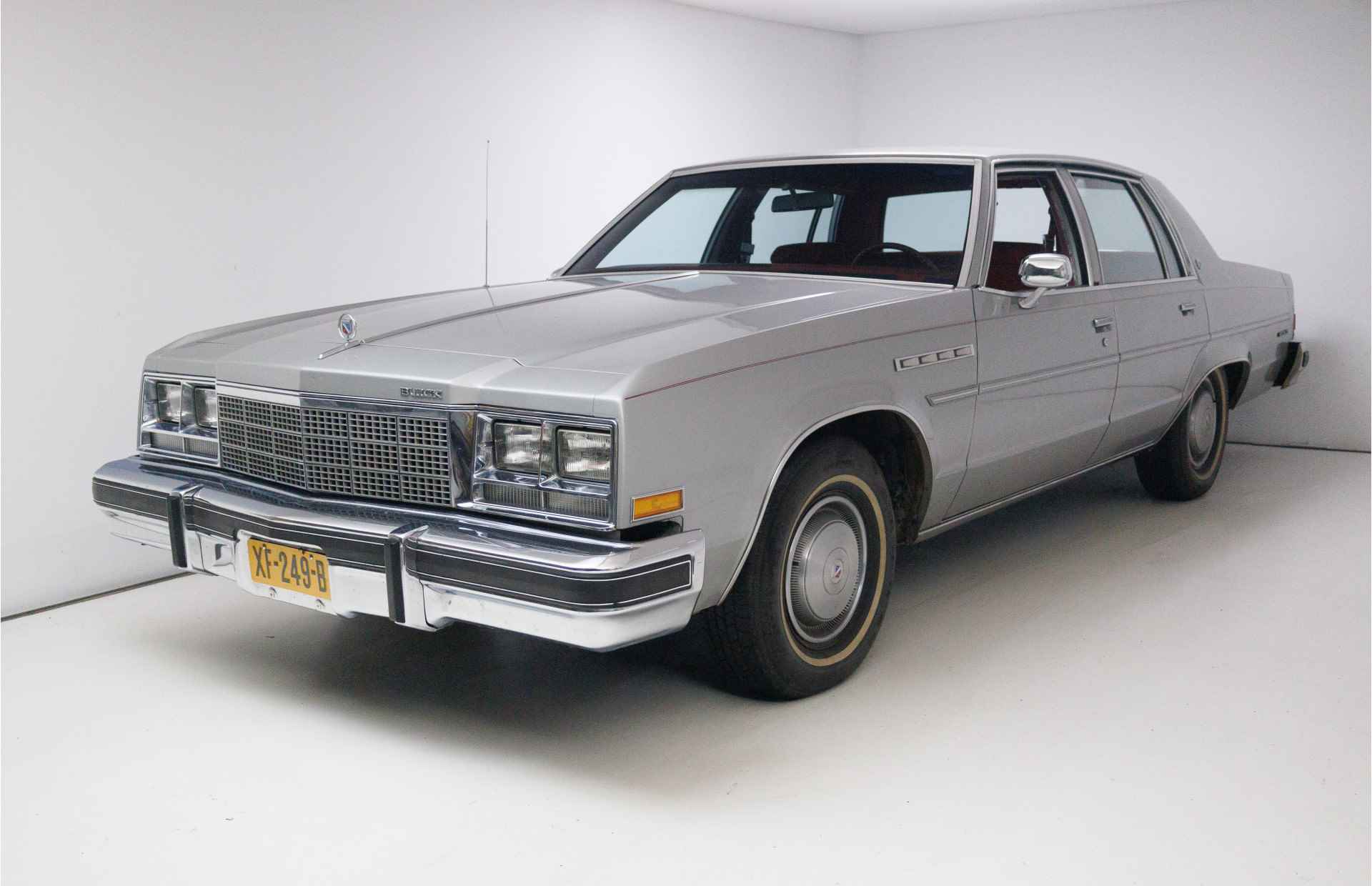 Buick Electra 225 V8 Zeldzame Buick Electra 225 automaat met rode bekleding! - 17/21