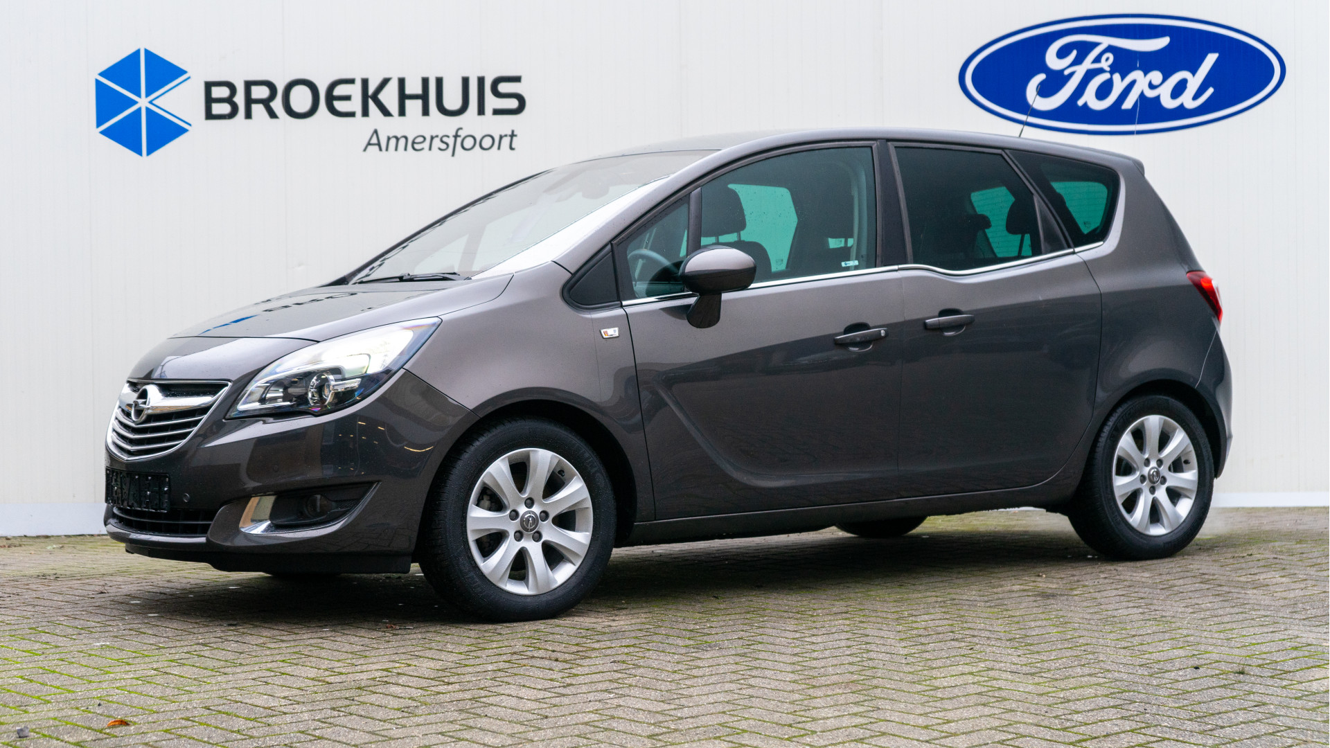 Opel Meriva 1.4 Turbo 120PK Blitz | Trekhaak | Lederen bekleding | Achteruitrijcamera