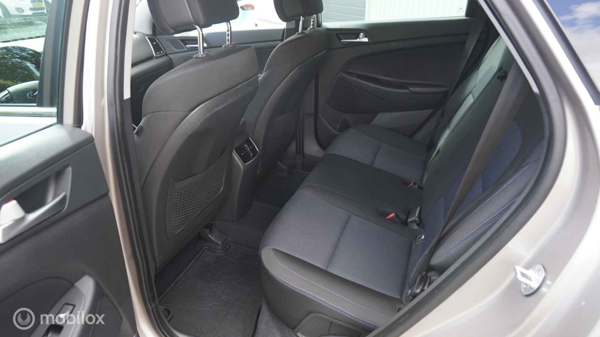 Hyundai Tucson 1.6 T-GDi 177pk Comfort DCT Automaat  4WD Orgineel NLse Auto van 1e eigenaar | 100% Dealeronderhouden - 13/37