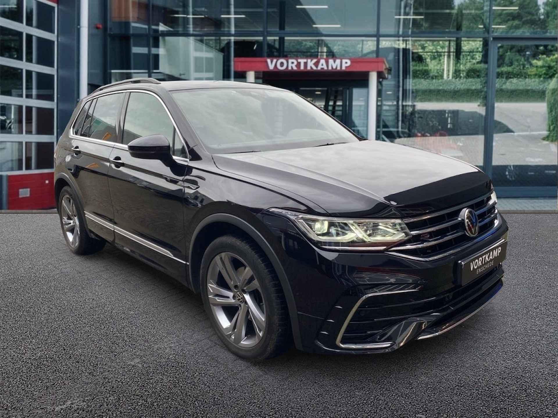 VOLKSWAGEN Tiguan 1.5 TSI DSG R-LINE TREKHAAK/CAMERA/ACC/NAVI/CARPLAY - 3/23