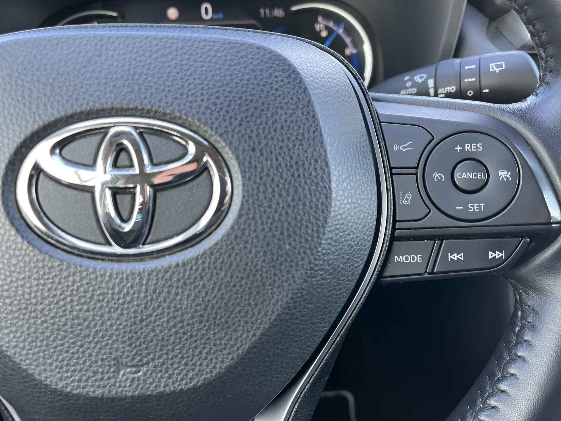 Toyota RAV4 2.5 Hybrid Style | Trekhaak | Navigatie | Carplay | Dode hoek waarschuwing | - 19/24