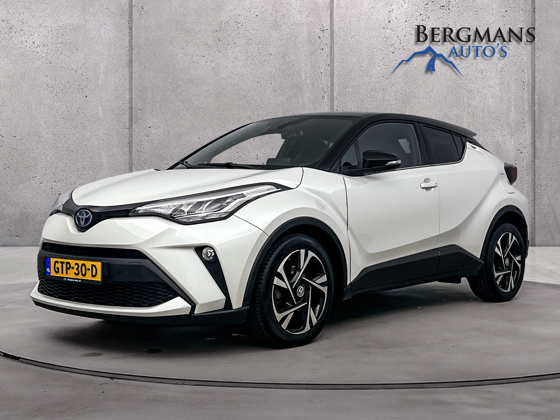 Toyota C-HR 1.8 Hybrid Bi-Tone // 1E EIGENAAR // CARPLAY // KEYLESS //