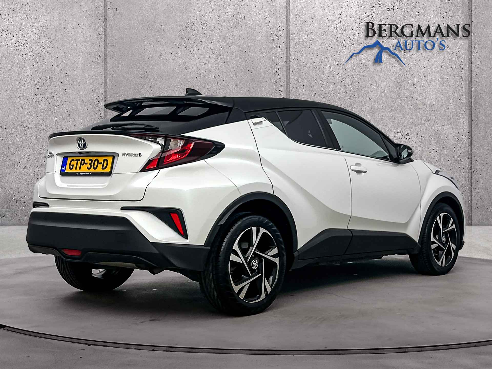 Toyota C-HR 1.8 Hybrid Bi-Tone // 1E EIGENAAR // CARPLAY // KEYLESS // - 2/26