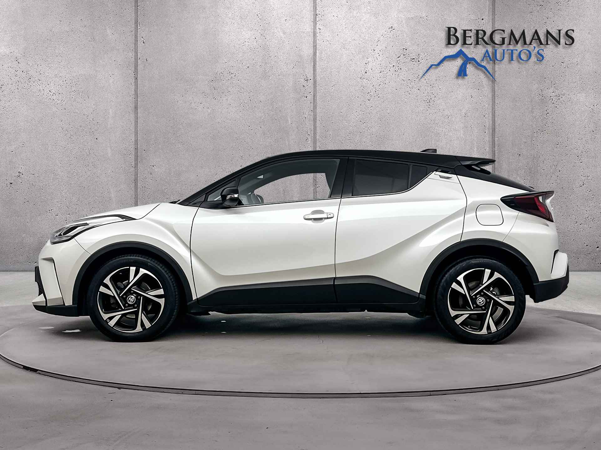 Toyota C-HR 1.8 Hybrid Bi-Tone // 1E EIGENAAR // CARPLAY // KEYLESS // - 9/26