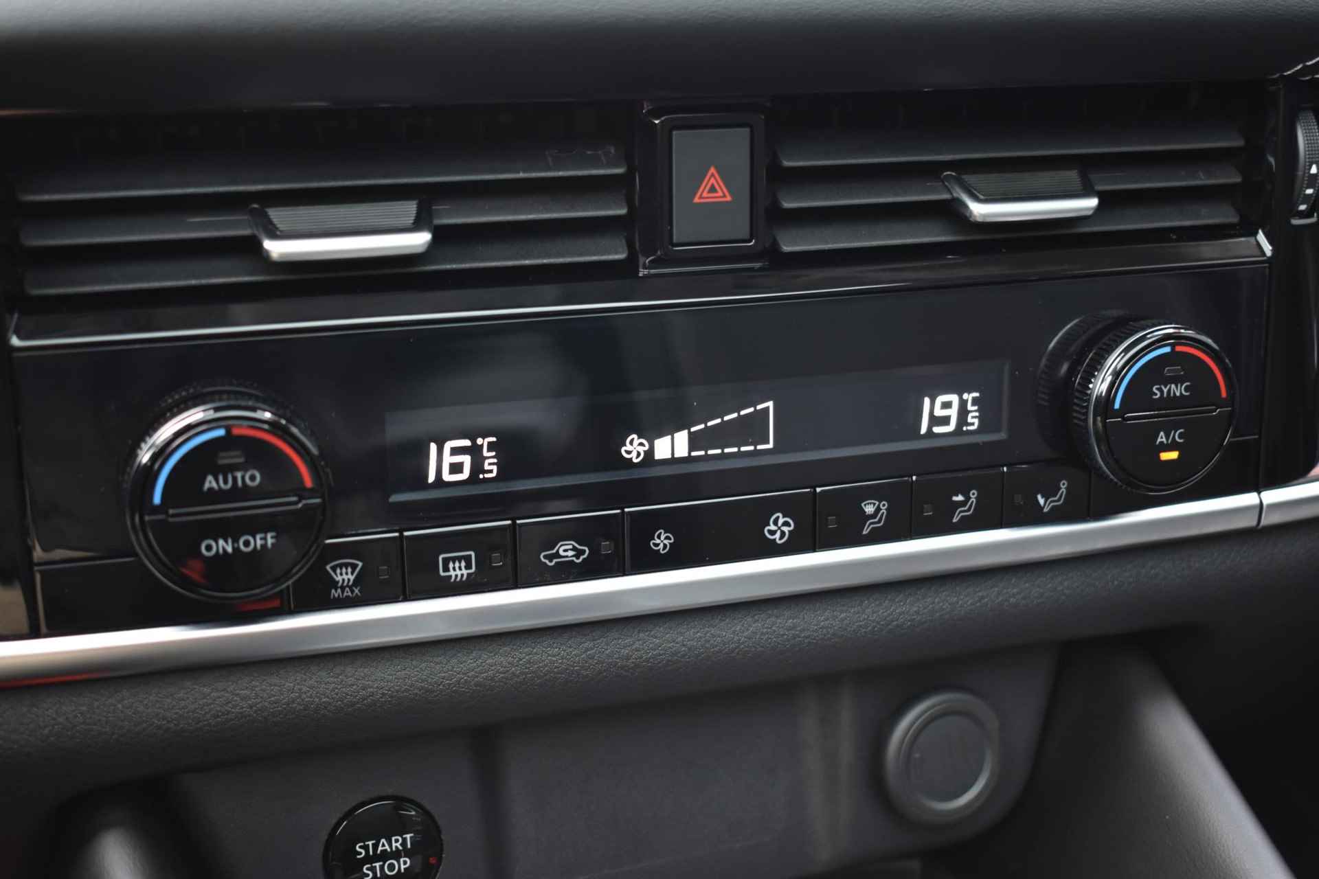 Nissan Qashqai 1.5 e-Power N-Connecta 190pk | Automaat | Navigatie | Panorama dak | Rondom Camera | Adaptieve Cruise Control - 27/38