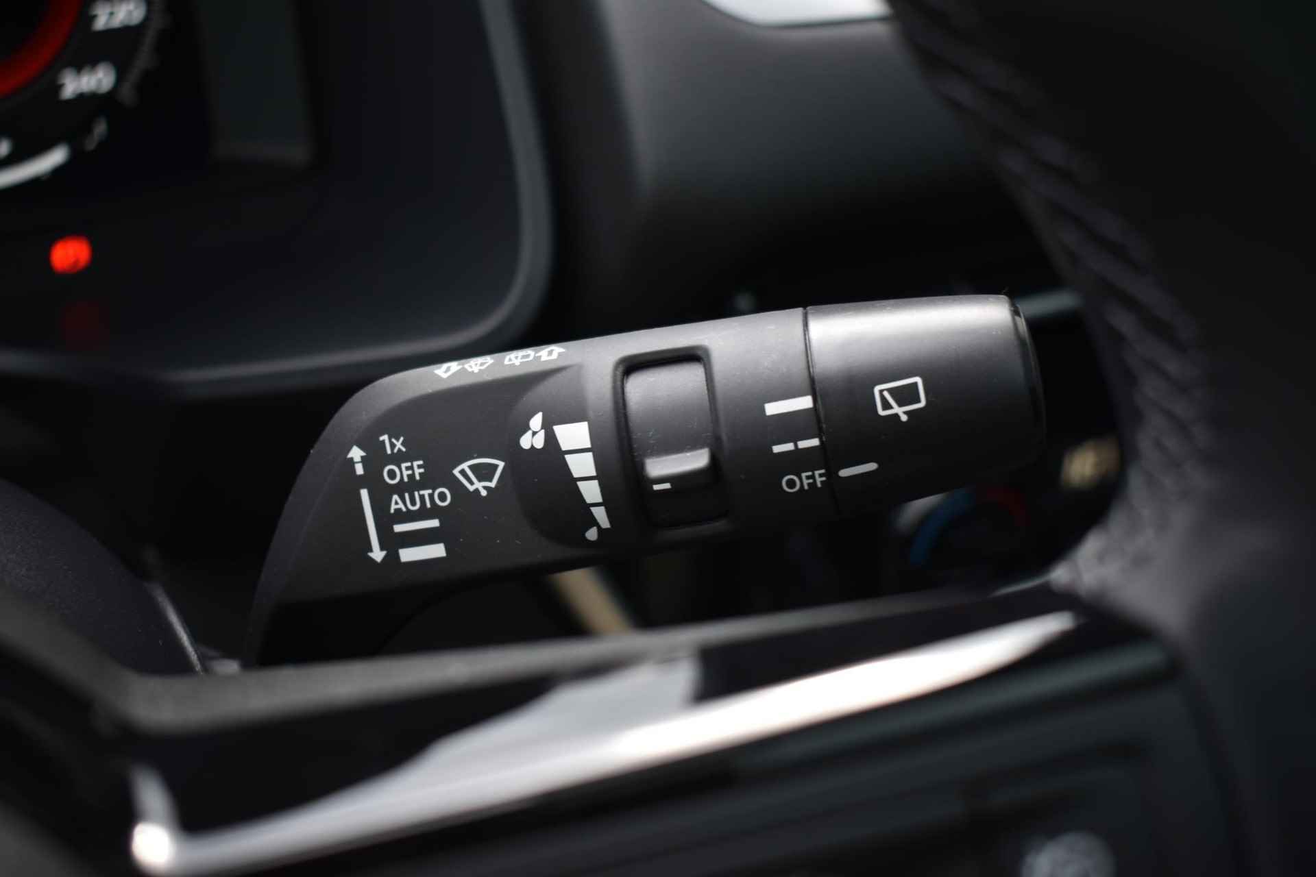 Nissan Qashqai 1.5 e-Power N-Connecta 190pk | Automaat | Navigatie | Panorama dak | Rondom Camera | Adaptieve Cruise Control - 36/38