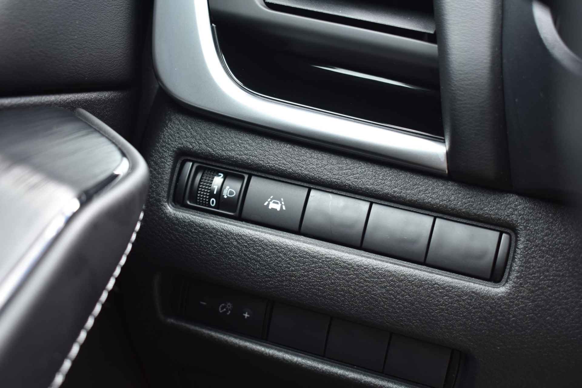 Nissan Qashqai 1.5 e-Power N-Connecta 190pk | Automaat | Navigatie | Panorama dak | Rondom Camera | Adaptieve Cruise Control - 38/38