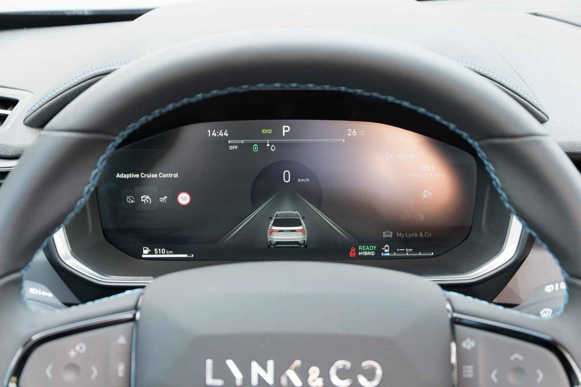 Lynk & Co 01 AUT7 262PK Plug-in Hybrid, Panoramisch Schuif-/Kanteldak, Infinity Premium Geluidssysteem, Parkeersensoren Voor + Achter, Achteruitrijcamera, Elektrisch Verstelbare Bestuurdersstoel Met Geheugen, Adaptieve Cruise Control, Highway Assist, Verwarmbare Voorstoelen, Apple CarPlay, Android Auto - 5/32