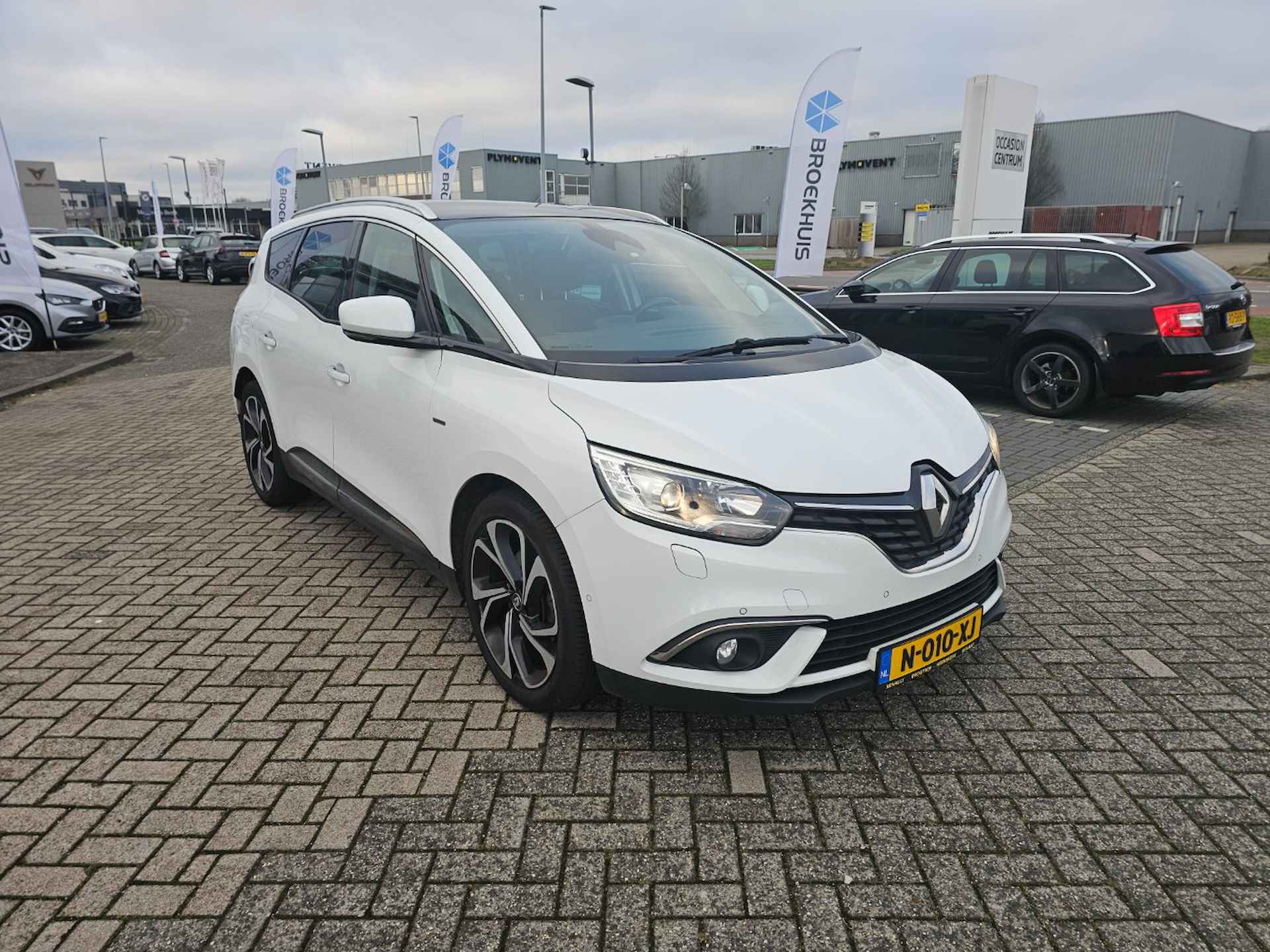 Renault Grand Scénic 1.2 TCe BOSE | PANODAK | AFN. TREKHAAK | LEDER | CAMERA | STOELVERWARMING | DODE HOEK | 20" LMV | PRACHTIGE STAAT! | PARK SENS V - 2/10