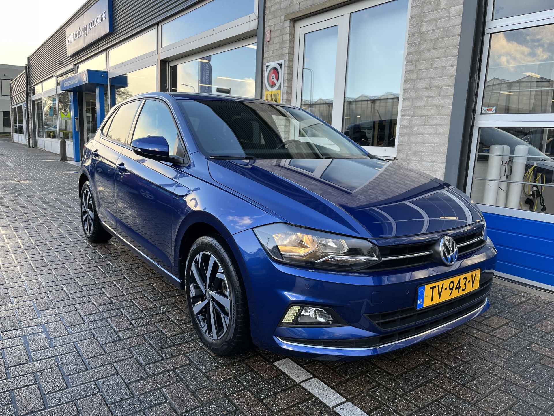 Volkswagen Polo 1.0 TSI Highline / NAVI/ APP-CONNECT/ CLIMA/ ADAPT-CRUISE/ PARKEERSENSOREN V+A/ 16'' LMV - 34/37