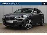 BMW X2 sDrive20i High Executive M Sport Automaat / Panoramadak / Achteruitrijcamera / Sportstoelen / Stoelverwarming / Head-Up / Park Assistant / Cruise Control