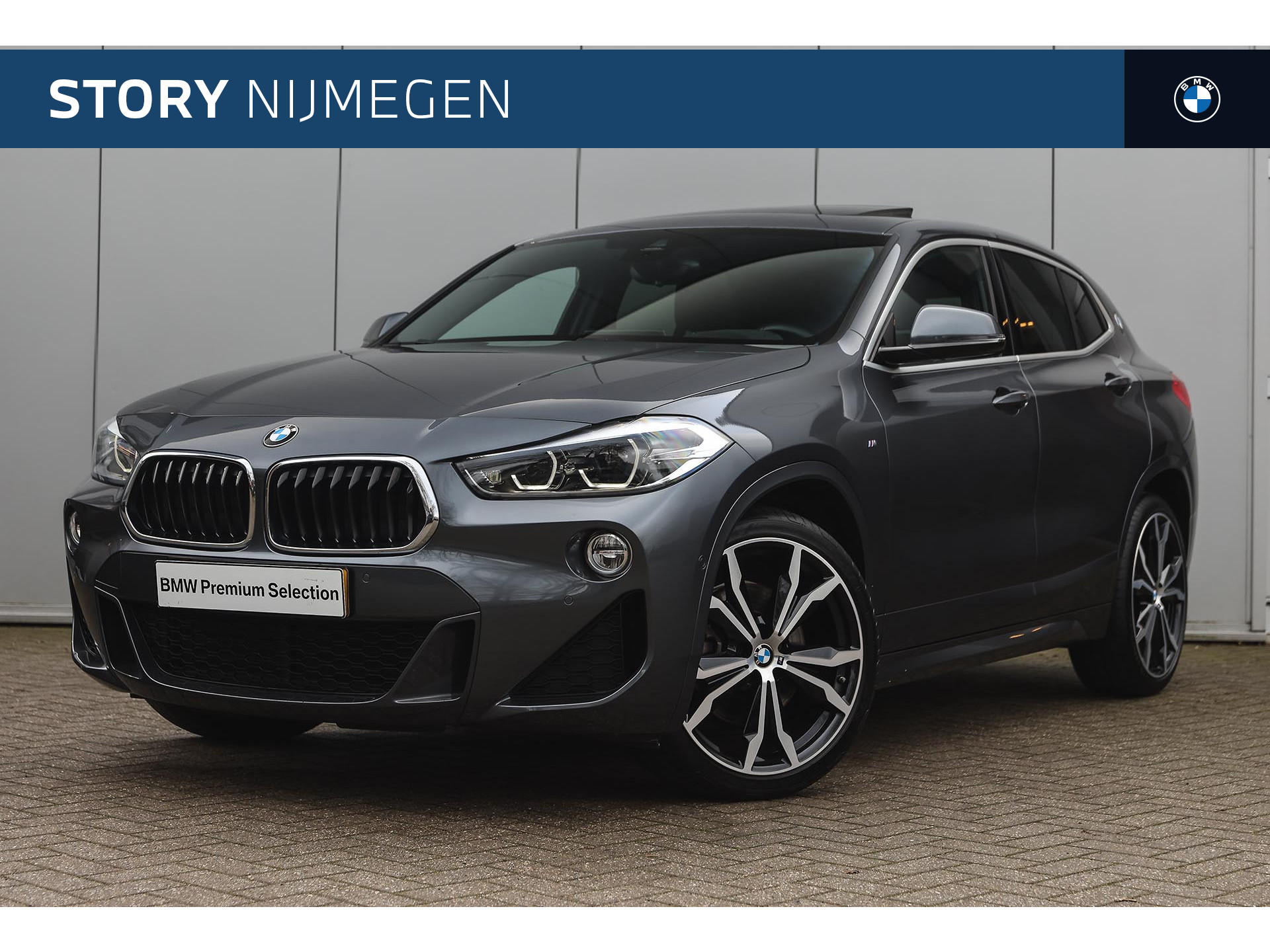 BMW X2 sDrive20i High Executive M Sport Automaat / Panoramadak / Achteruitrijcamera / Sportstoelen / Stoelverwarming / Head-Up / Park Assistant / Cruise Control