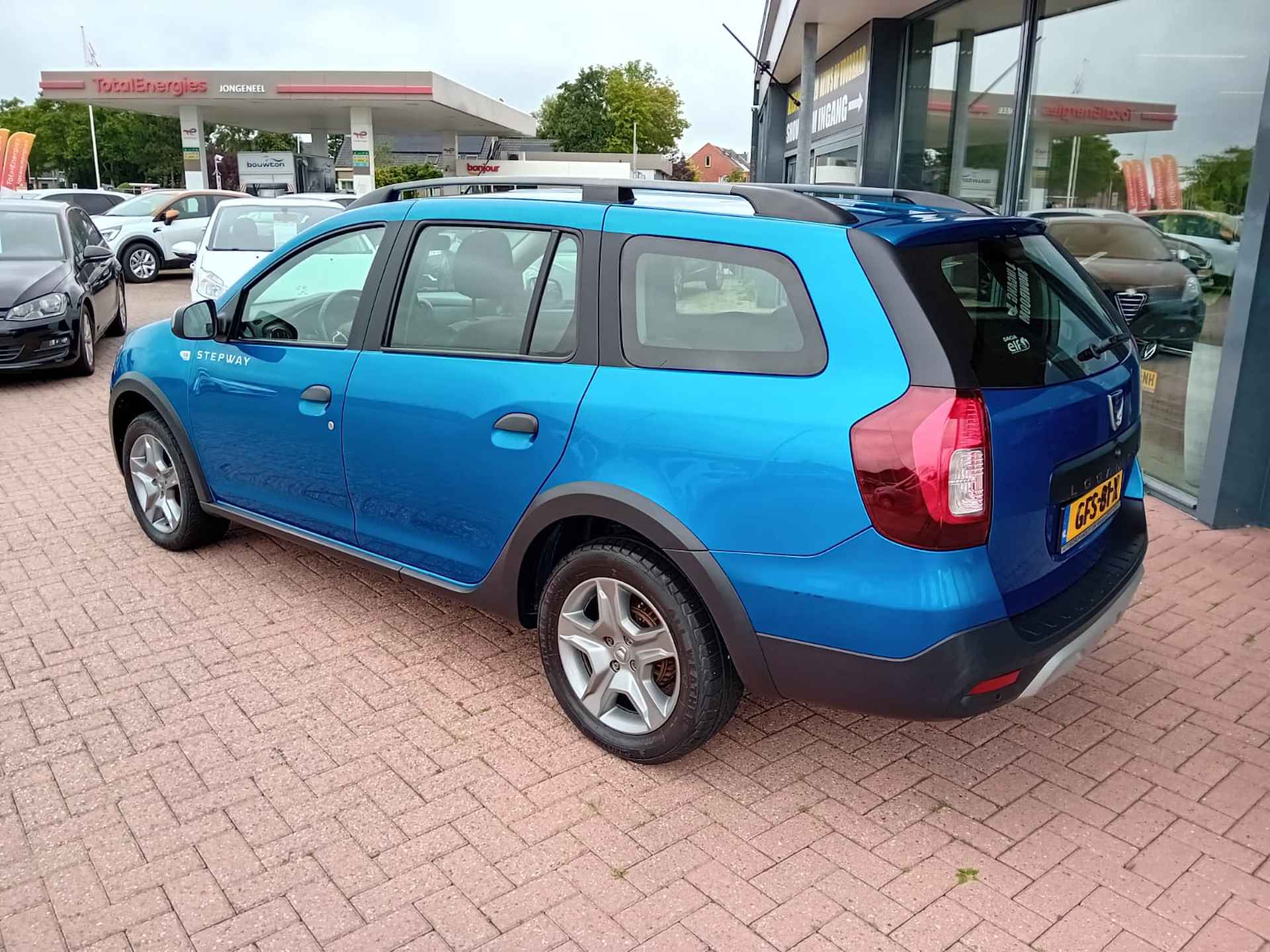 Dacia Logan MCV 0.9 TCe Stepway, Airco, Multimediasysteem, Bluetooth telefoonverbinding, Navigatie, Camera, Cruise control, Parkeersensoren, Nette auto, BOVAG - 8/27