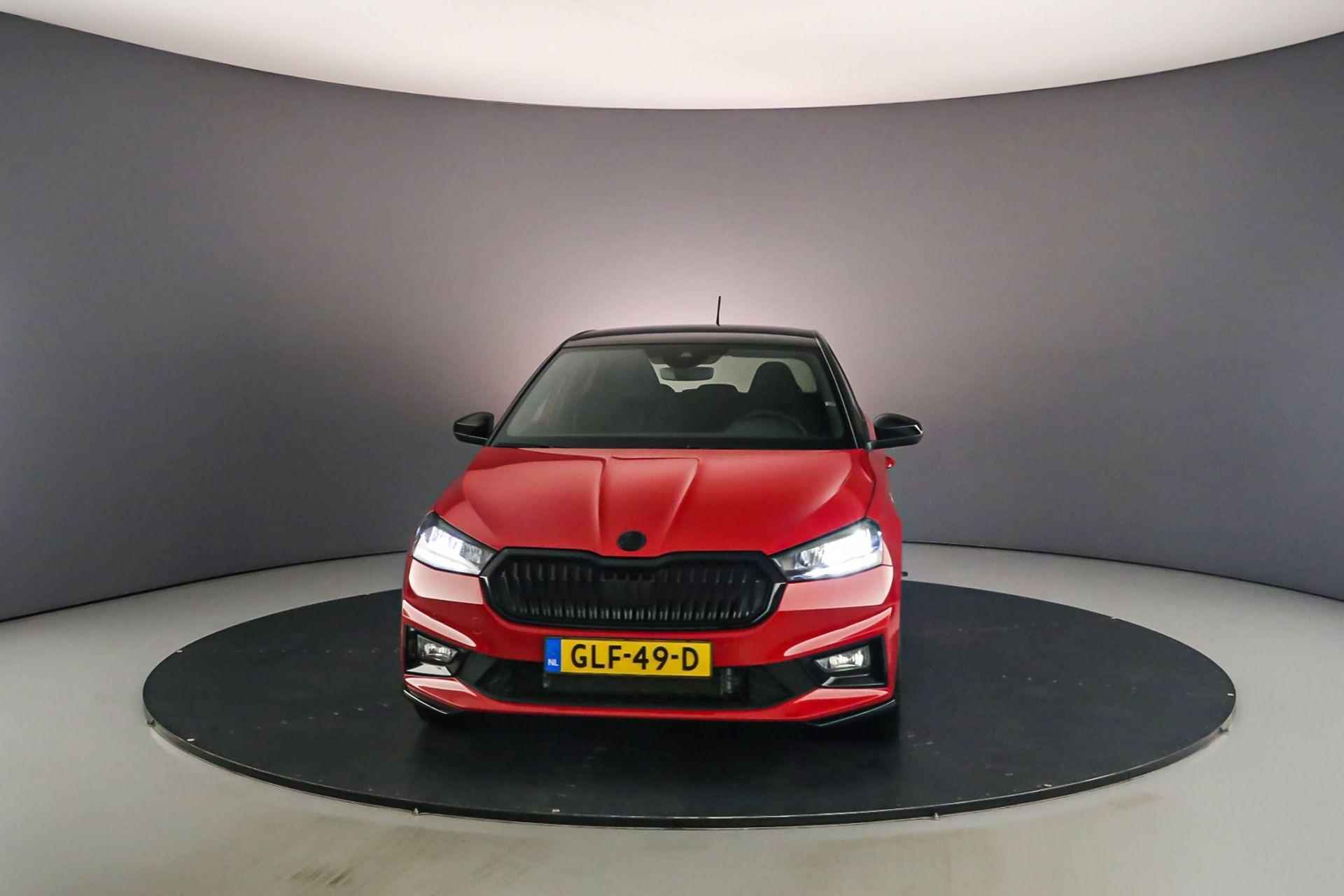 Skoda Fabia Monte Carlo 1.0 TSI 95pk Adaptive cruise control, Achteruitrijcamera, Stoelverwarming, LED koplampen, Parkeersensoren, Airco, App connect - 9/44