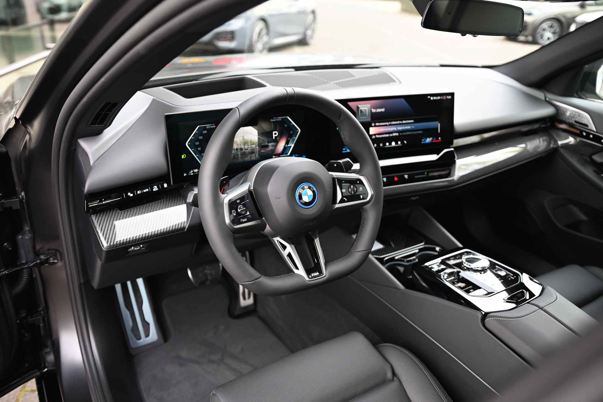 BMW 5 Serie 530e High Executive M Sport Automaat / Panoramadak / Trekhaak / Bowers & Wilkins / Parking Assistant Plus / Adaptieve LED / Stoelventilatie / Driving Assistant Professional - 21/32
