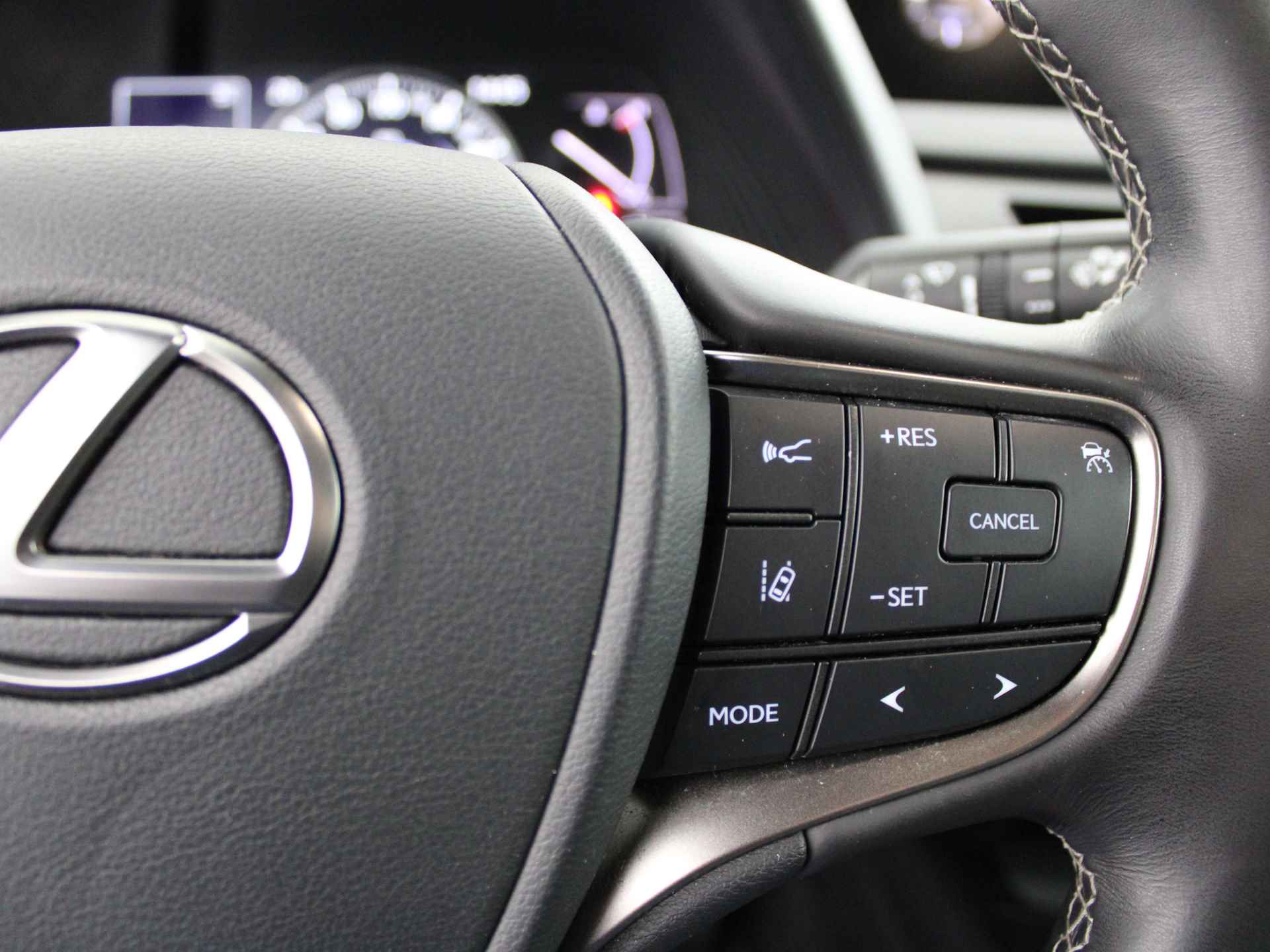 Lexus UX 250h Business Line Pro Limited | Leder | Stoelverwarming | - 23/54