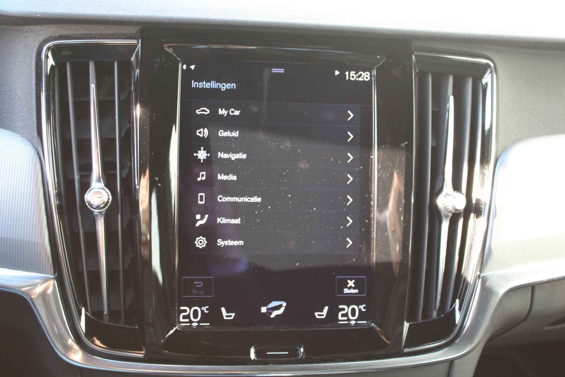 Volvo V90 2.0 T5 R-Design, Full map navigatie, Apple Carplay, Android auto, Full LED koplampen, Adaptieve Cruise Control, Pilot Assist, Semi Elektrische Trekhaak, BLIS, Stoelverwarming voorzijde, Bestuurdersstoel met geheugenfunctie - 15/29