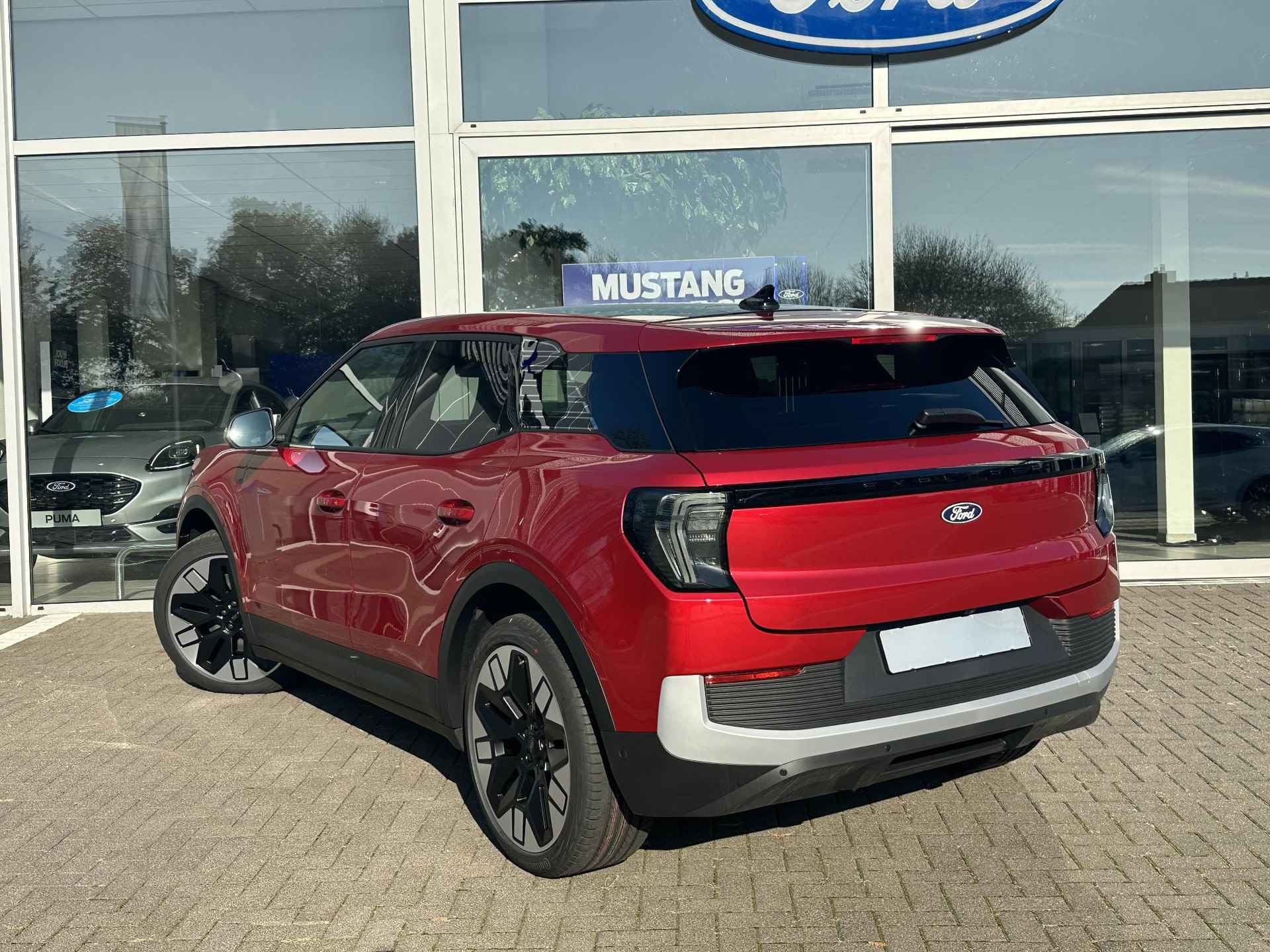 Ford Explorer Premium Extended Range RWD 77 kWh - 8/39