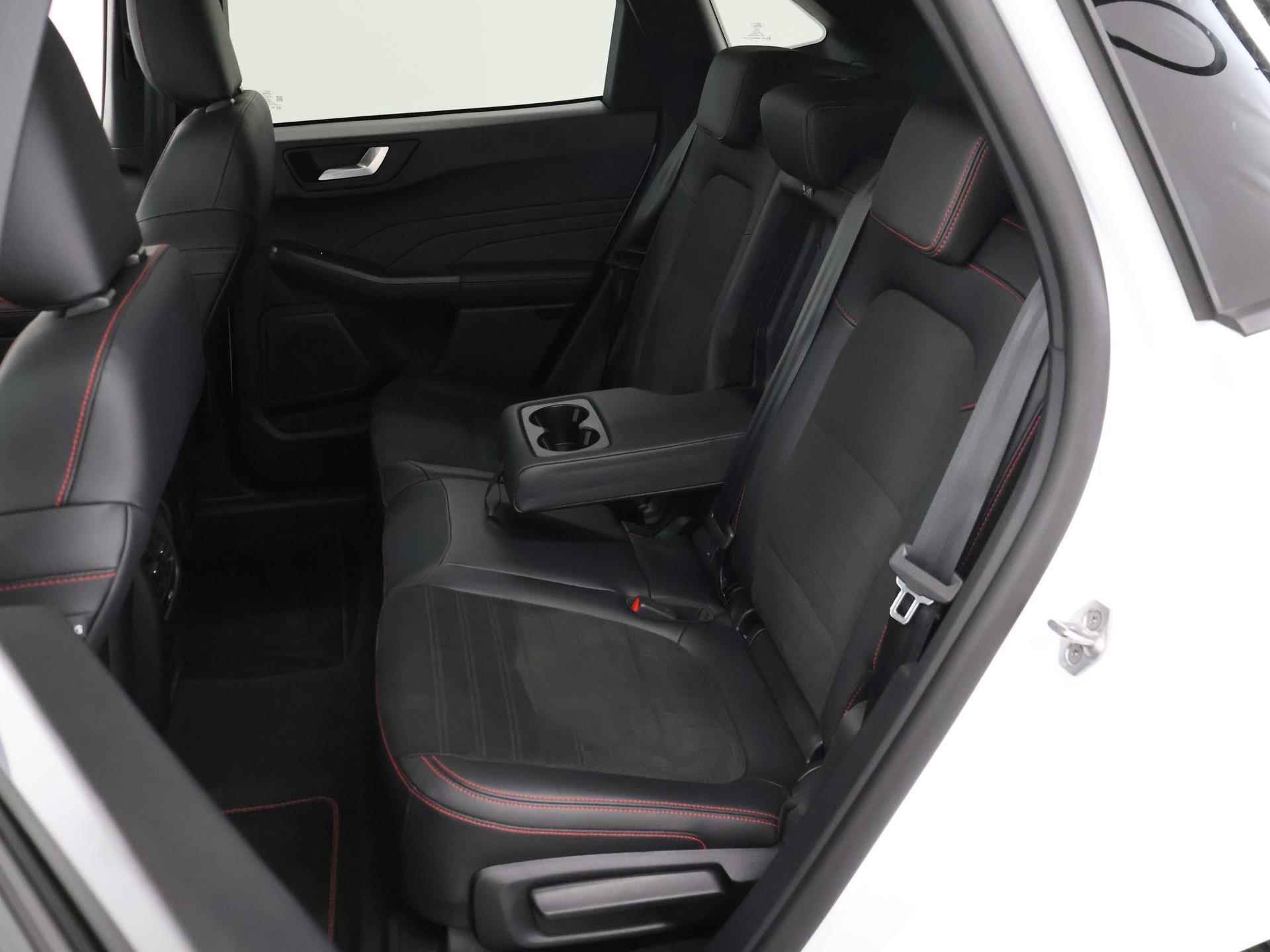 Ford Kuga 2.5 PHEV ST-Line X | Panoramadak | Adaptive Cruise Control | Adaptive LED koplampen | Stoelverwarming | - 12/44