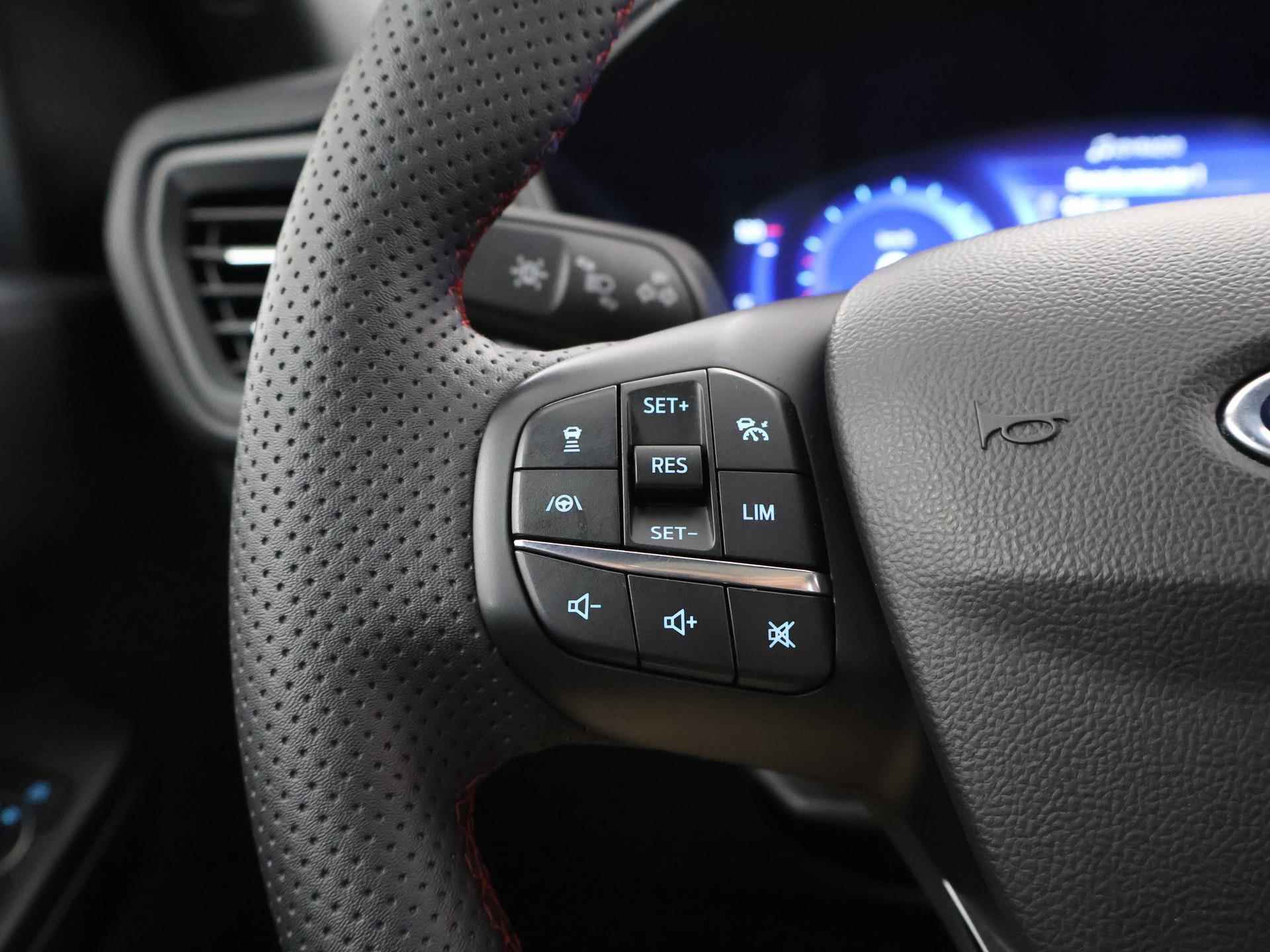 Ford Kuga 2.5 PHEV ST-Line X | Panoramadak | Adaptive Cruise Control | Adaptive LED koplampen | Stoelverwarming | - 34/44
